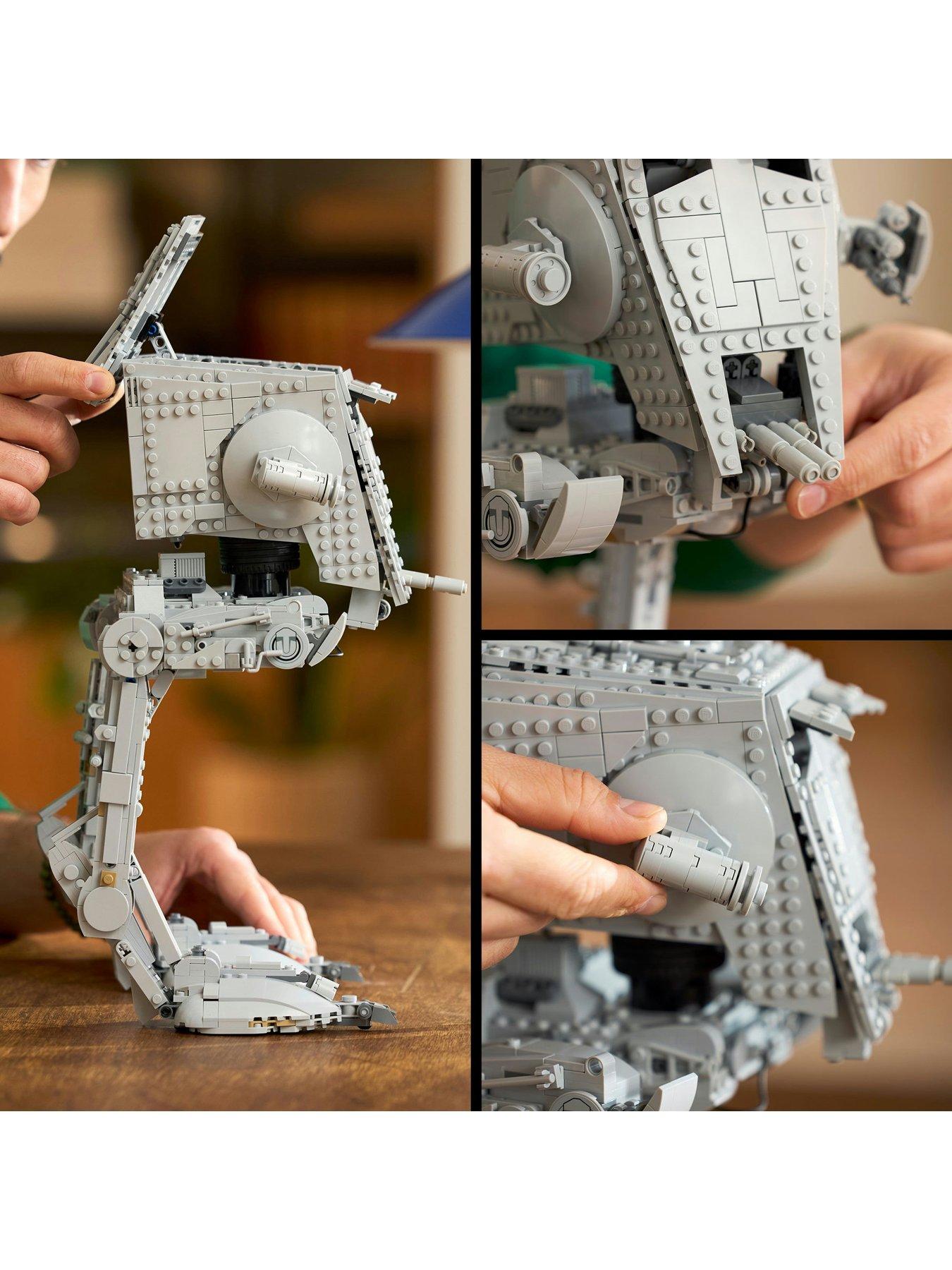 Image 4 of 8 of LEGO Star Wars AT-ST Walker Ultimate Collectors Set - Model&nbsp;75417