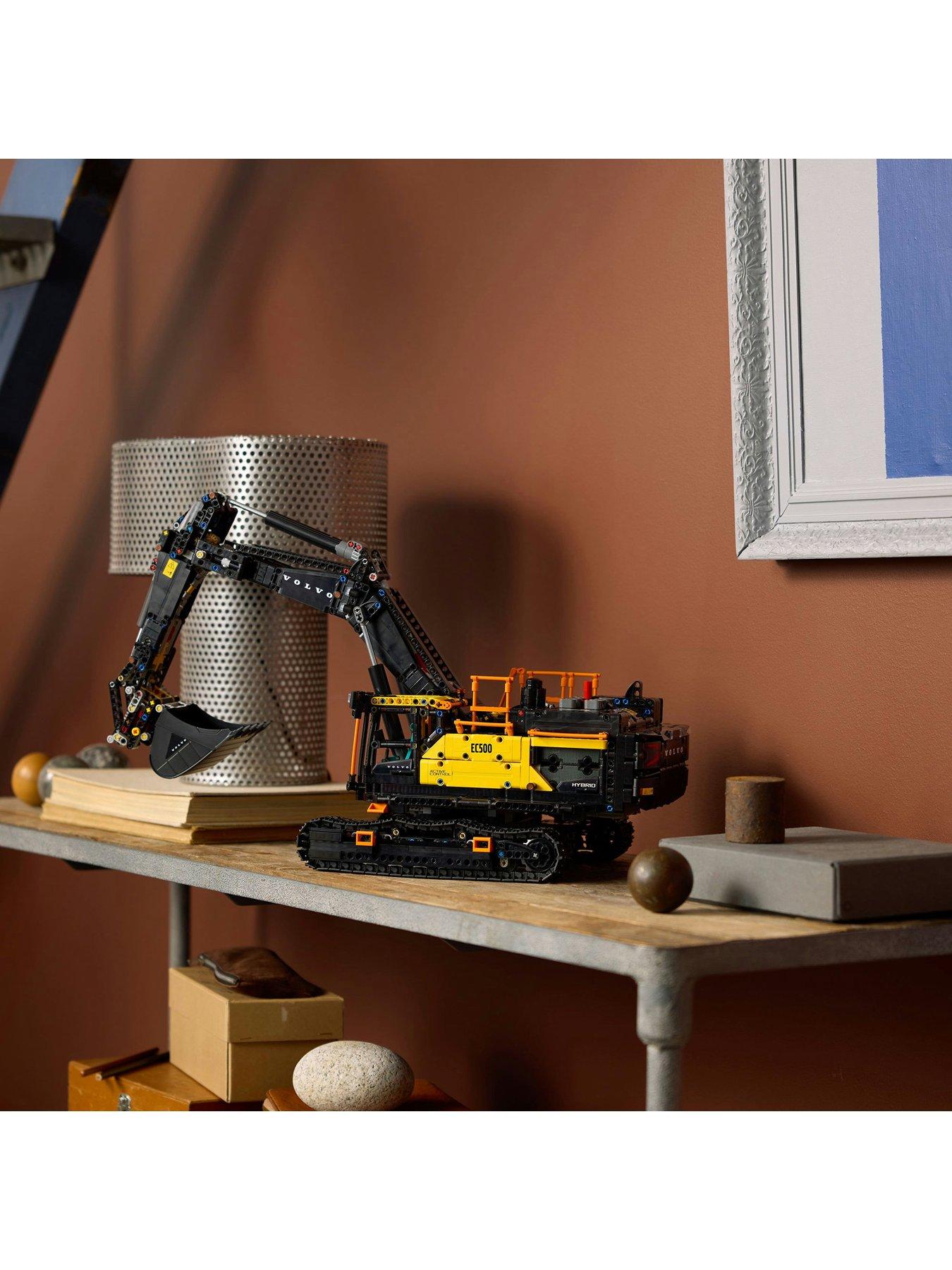 image of lego-technic-volvo-ec500-hybrid-excavator-42215