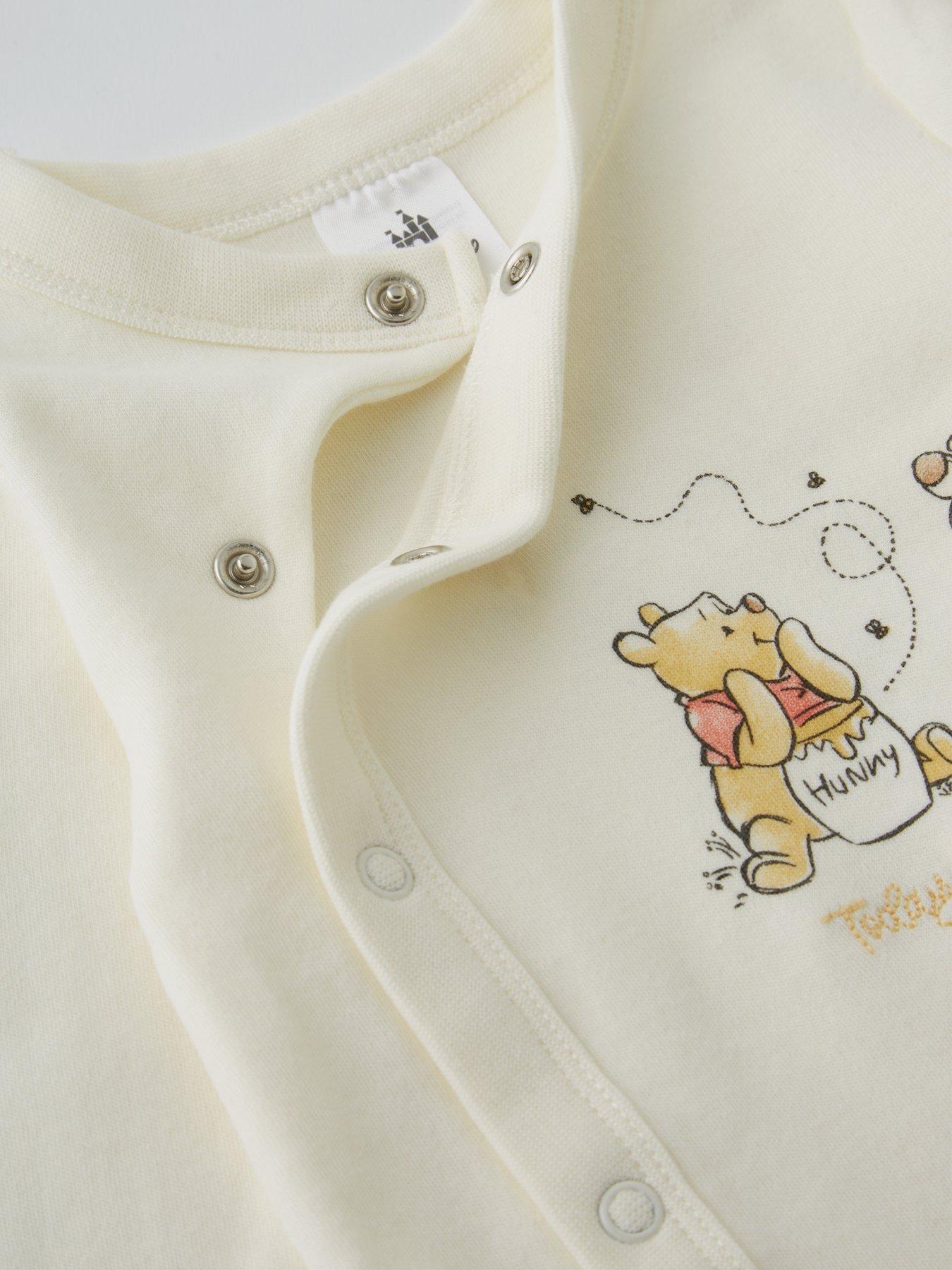 image of winnie-the-pooh-disney-winne-the-pooh-5-piece-baby-gift-set-cream