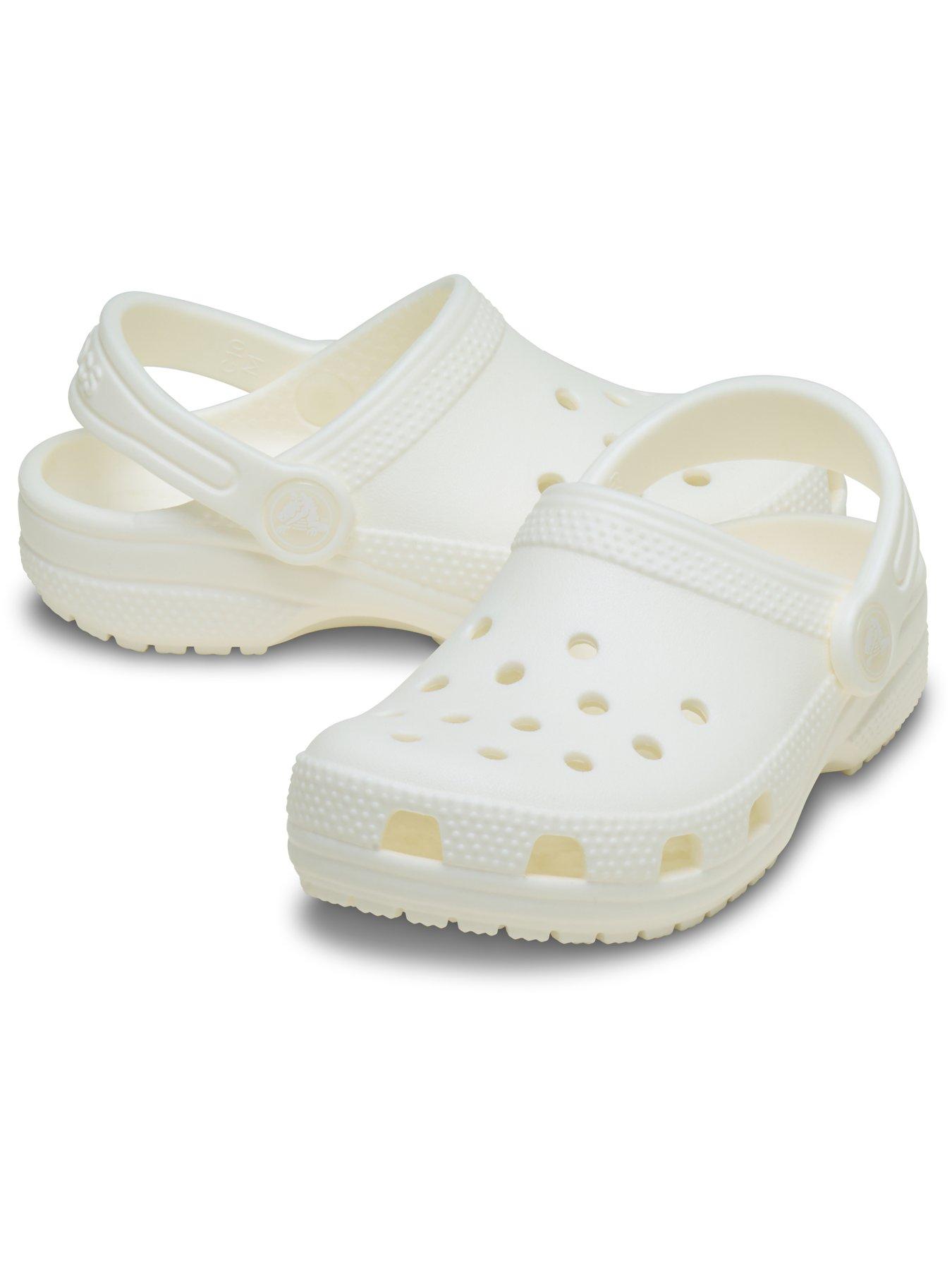 Image 5 of 5 of Crocs Infant / Junior Classic Glow Clog - Green