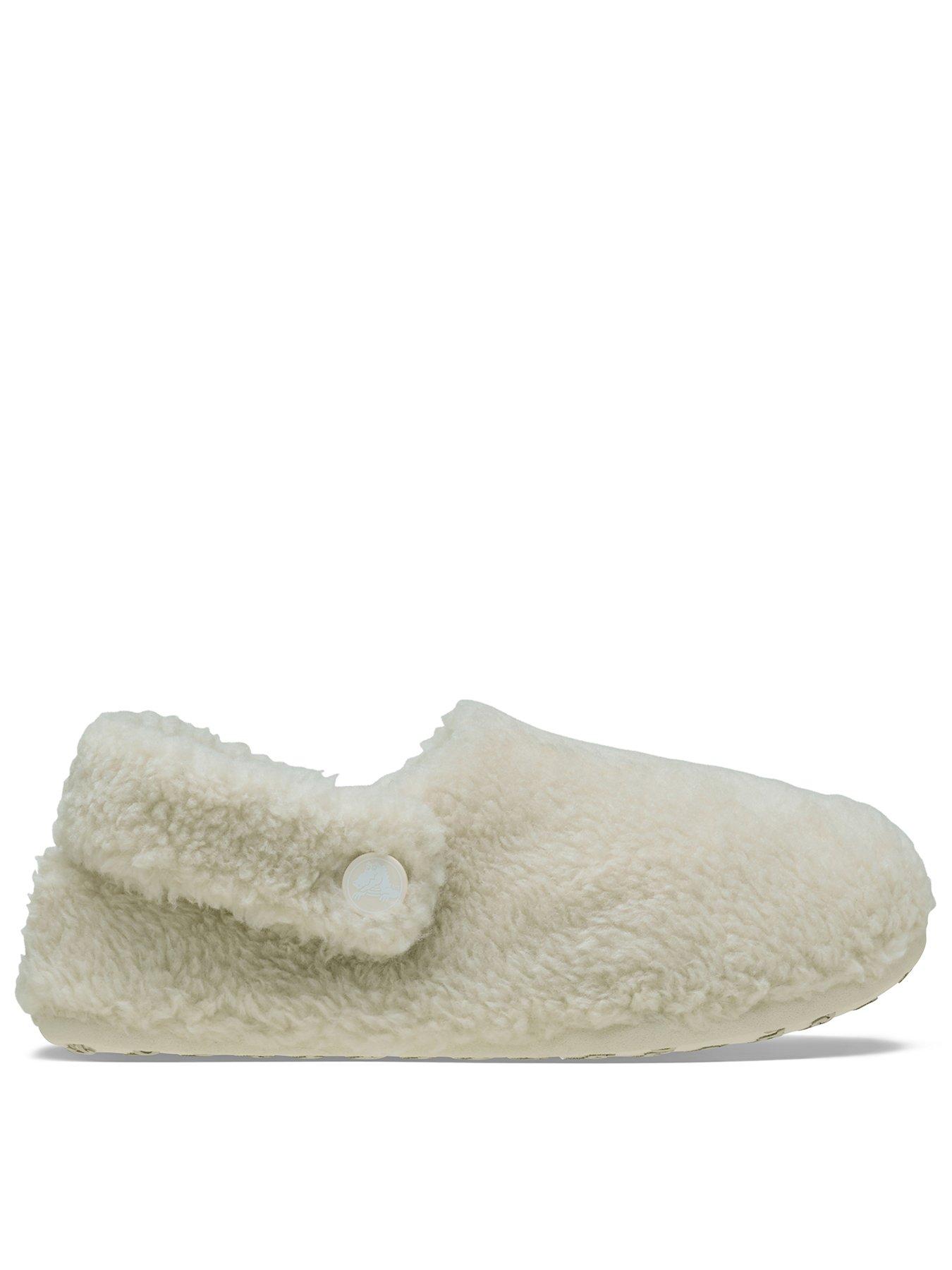 crocs-infant-junior-classic-cozzzy-slippers-beige