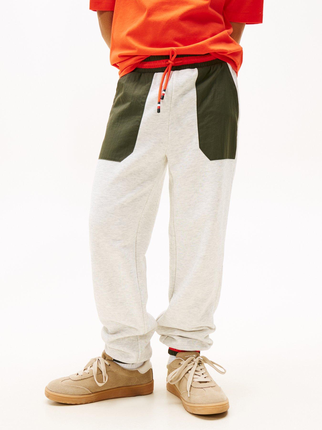 tommy-hilfiger-boys-fabric-mix-colourblock-sweatpants-light-grey