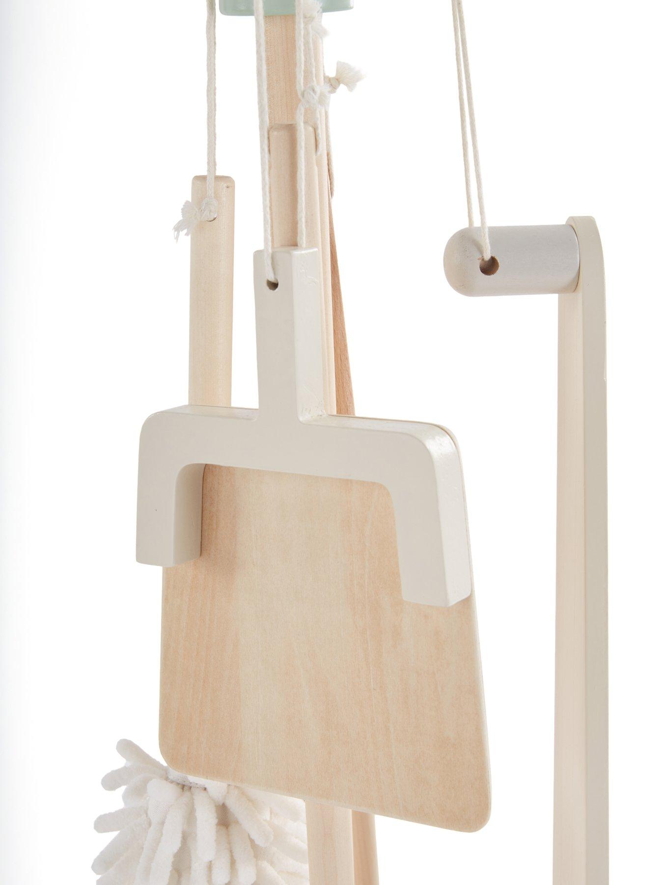 Image 6 of 6 of Acorn Acorn Cleaning Set