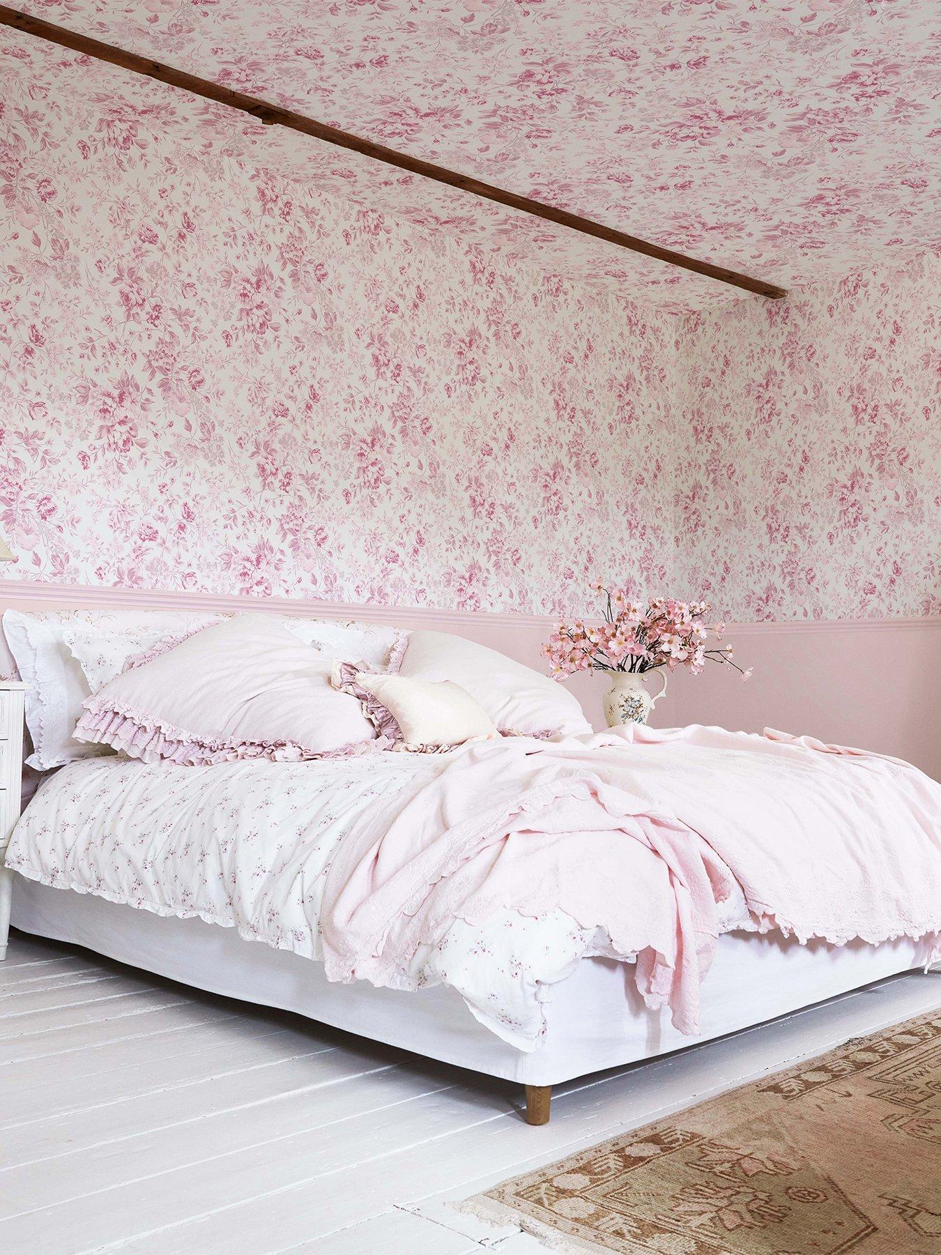 rachel-ashwell-rachel-ashwellreg-romantic-rose-wallpaper-pink
