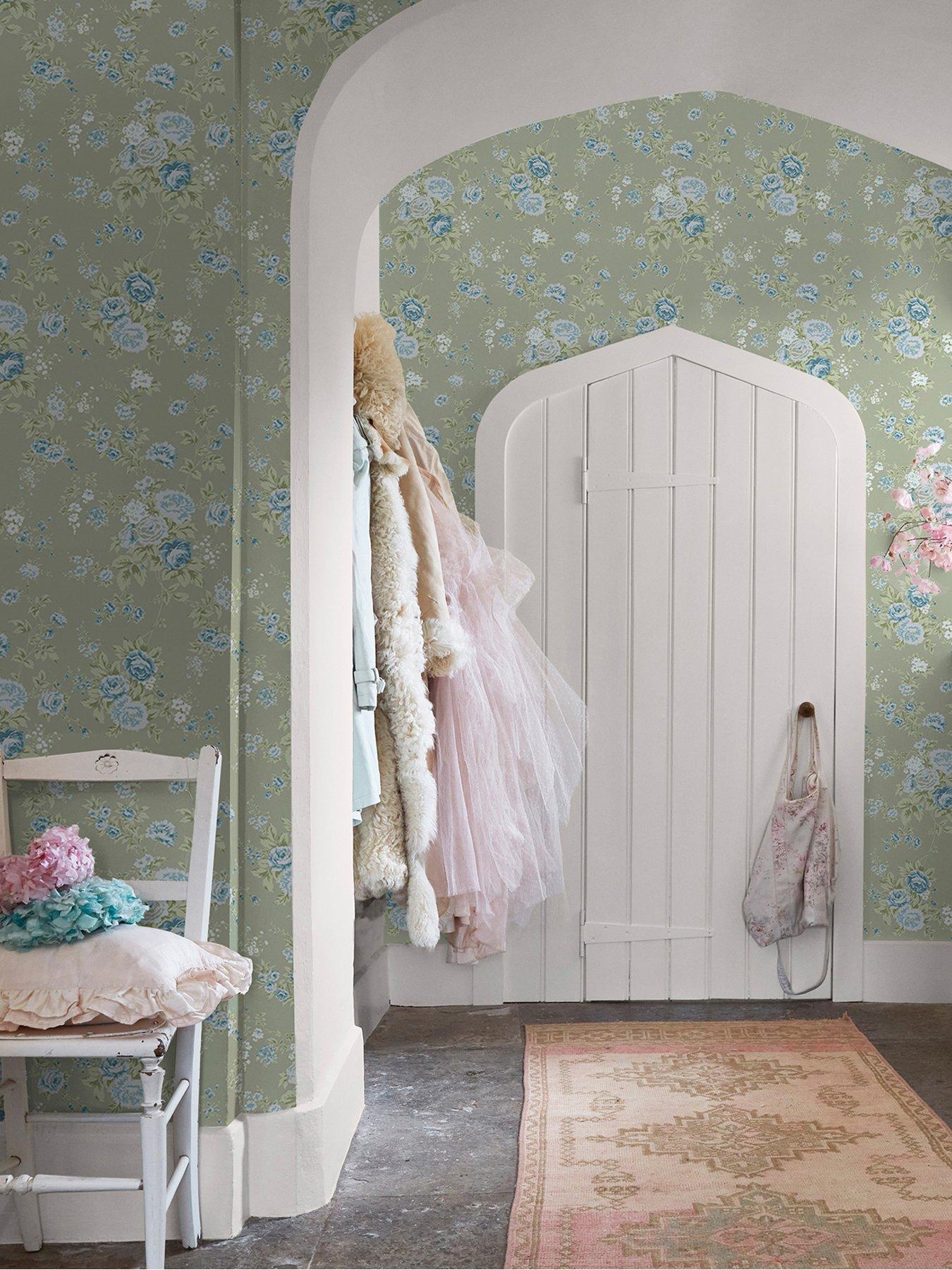 front image of rachel-ashwell-rachel-ashwellreg-wild-flower-wallpaper-sage