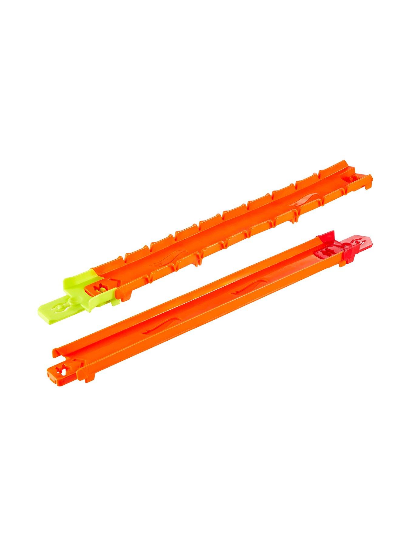 Image 5 of 6 of Hot Wheels Track Creator Track &amp; Car Starter Pack