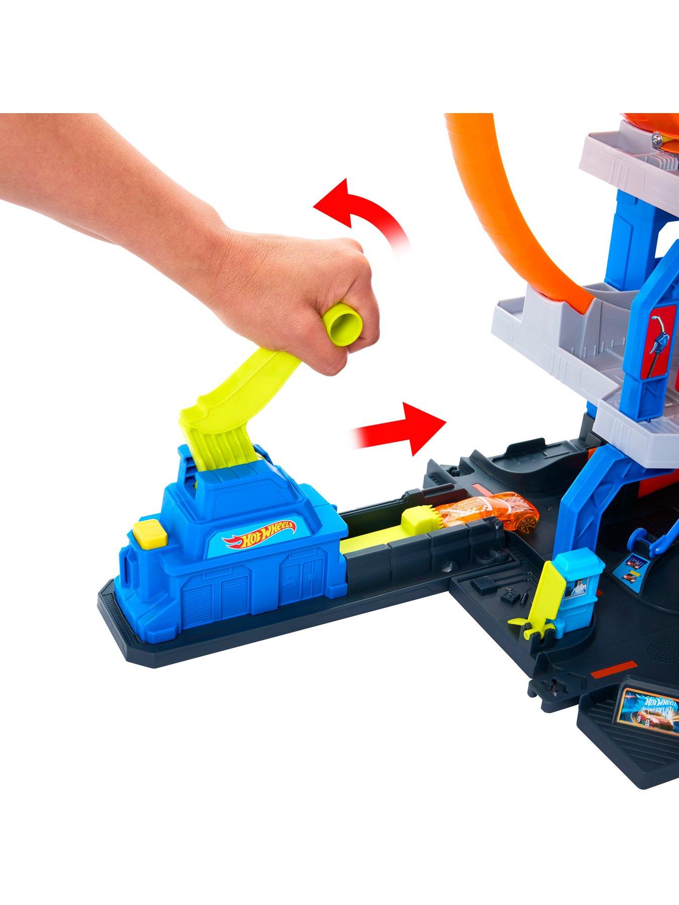 Image 5 of 5 of Hot Wheels City Mega Garage (2025)
