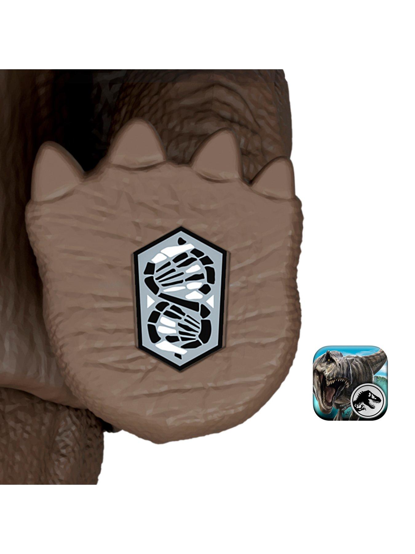  image of jurassic-world-rebirth-gigantic-thrashers-eotriceratops-dinosaur-figure-toy