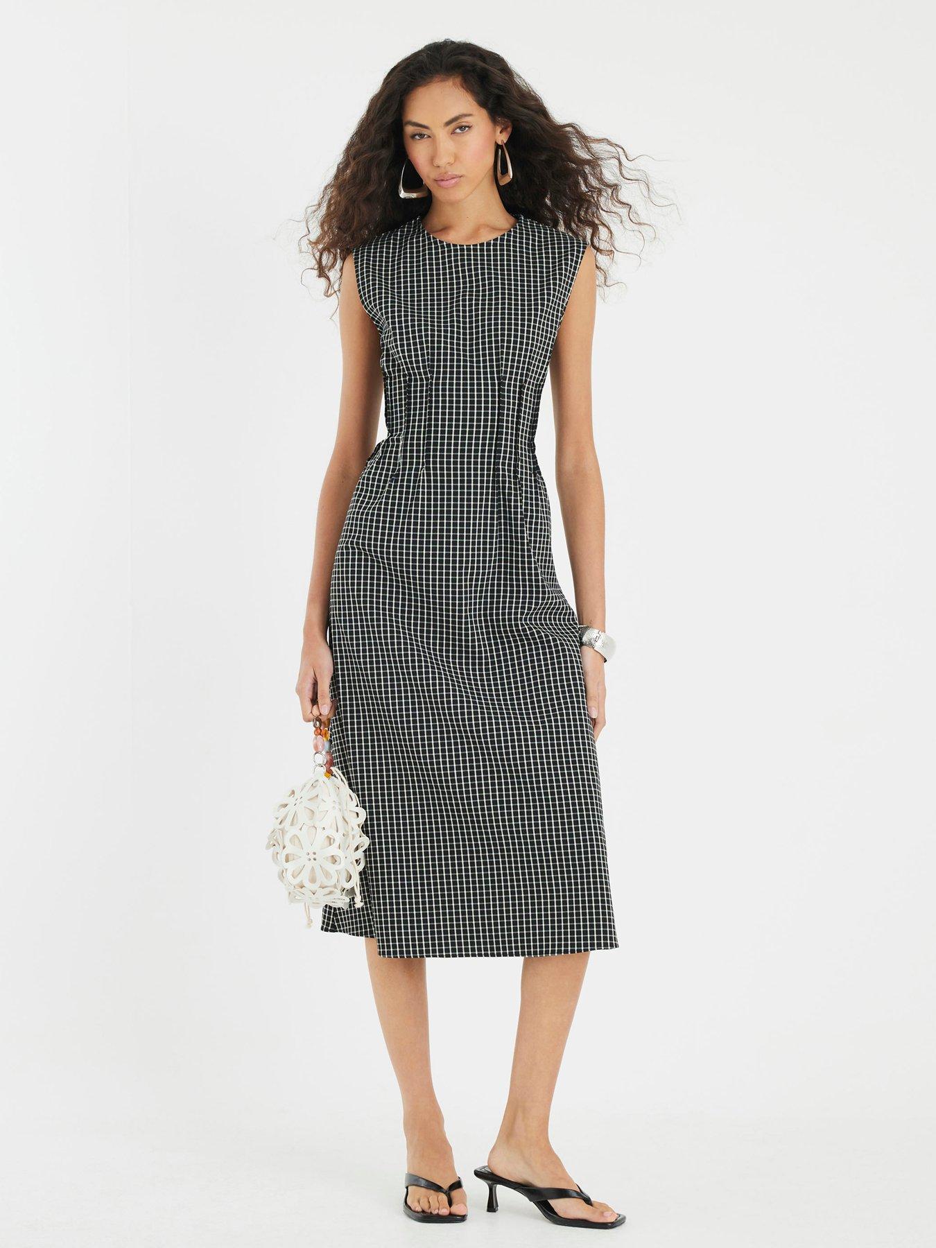 Image 1 of 4 of River Island Pintuck Midi Check Midi Dress - Black