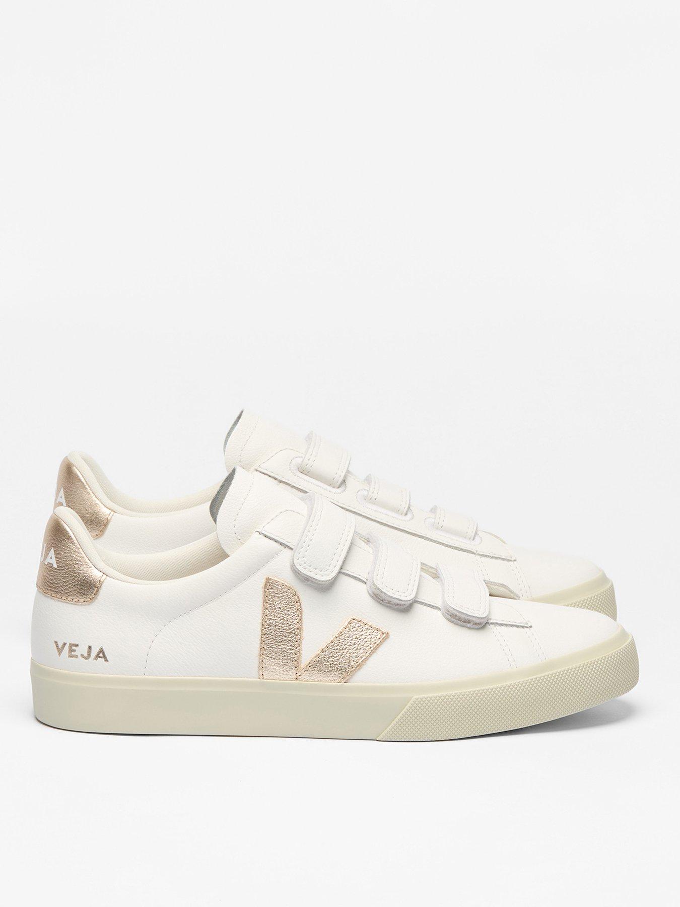 undefined Womens Recife Logo Leather Trainer -white