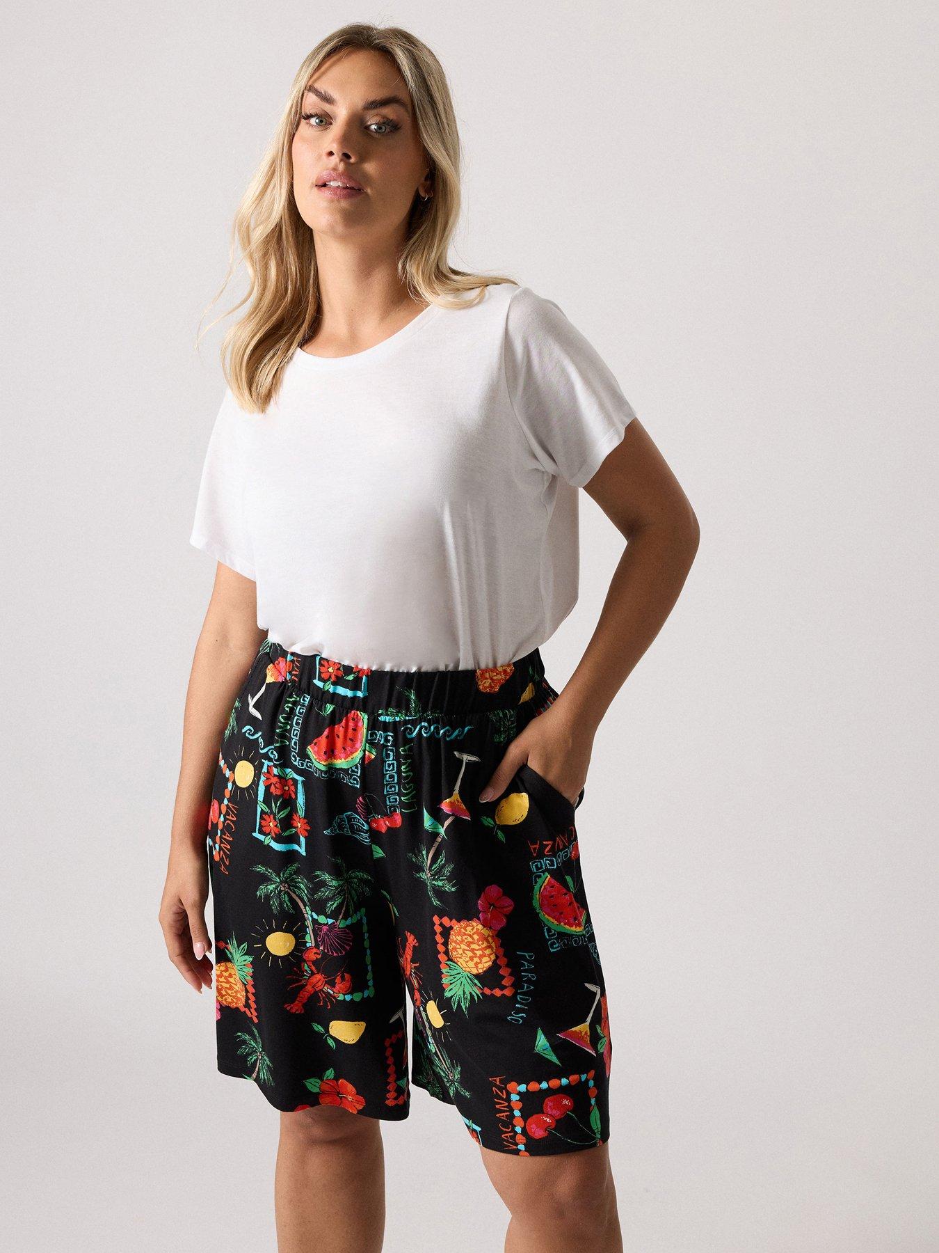 undefined Curve Summer Postcard Shorts - Black