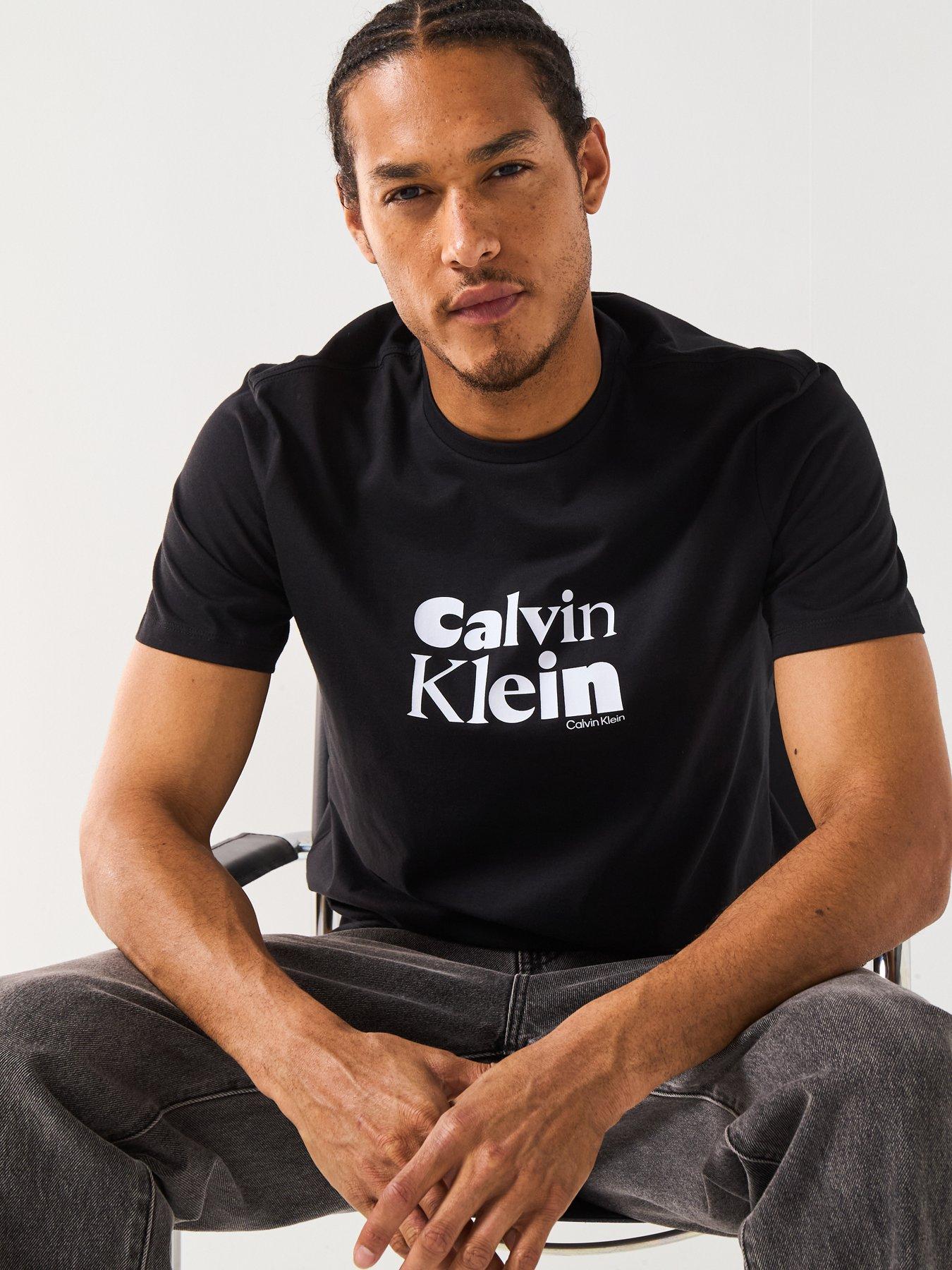 Image 4 of 6 of Calvin Klein Bold Graphic Logo T-Shirt - Black
