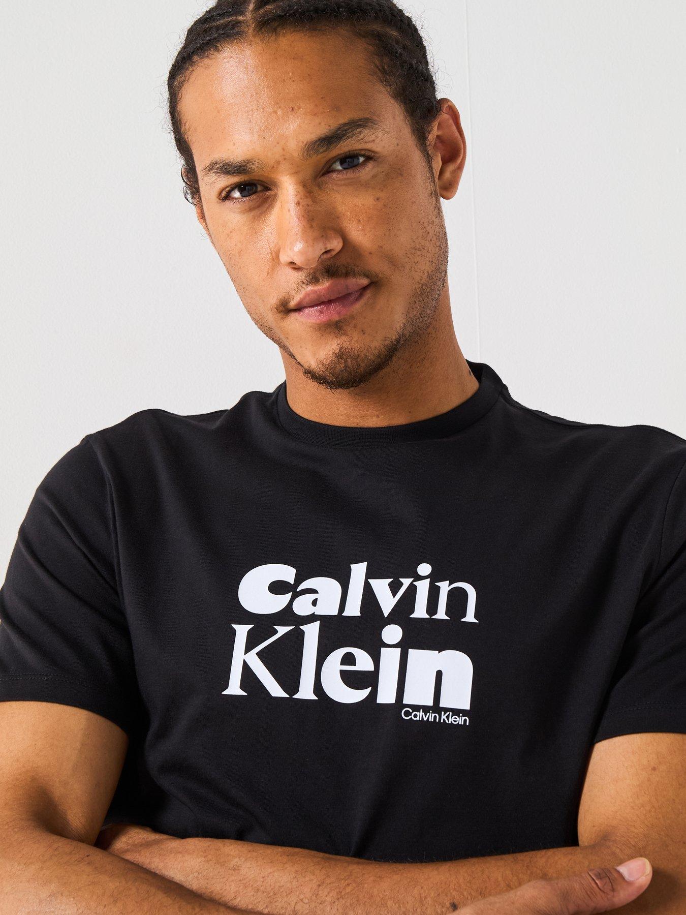 Image 5 of 6 of Calvin Klein Bold Graphic Logo T-Shirt - Black