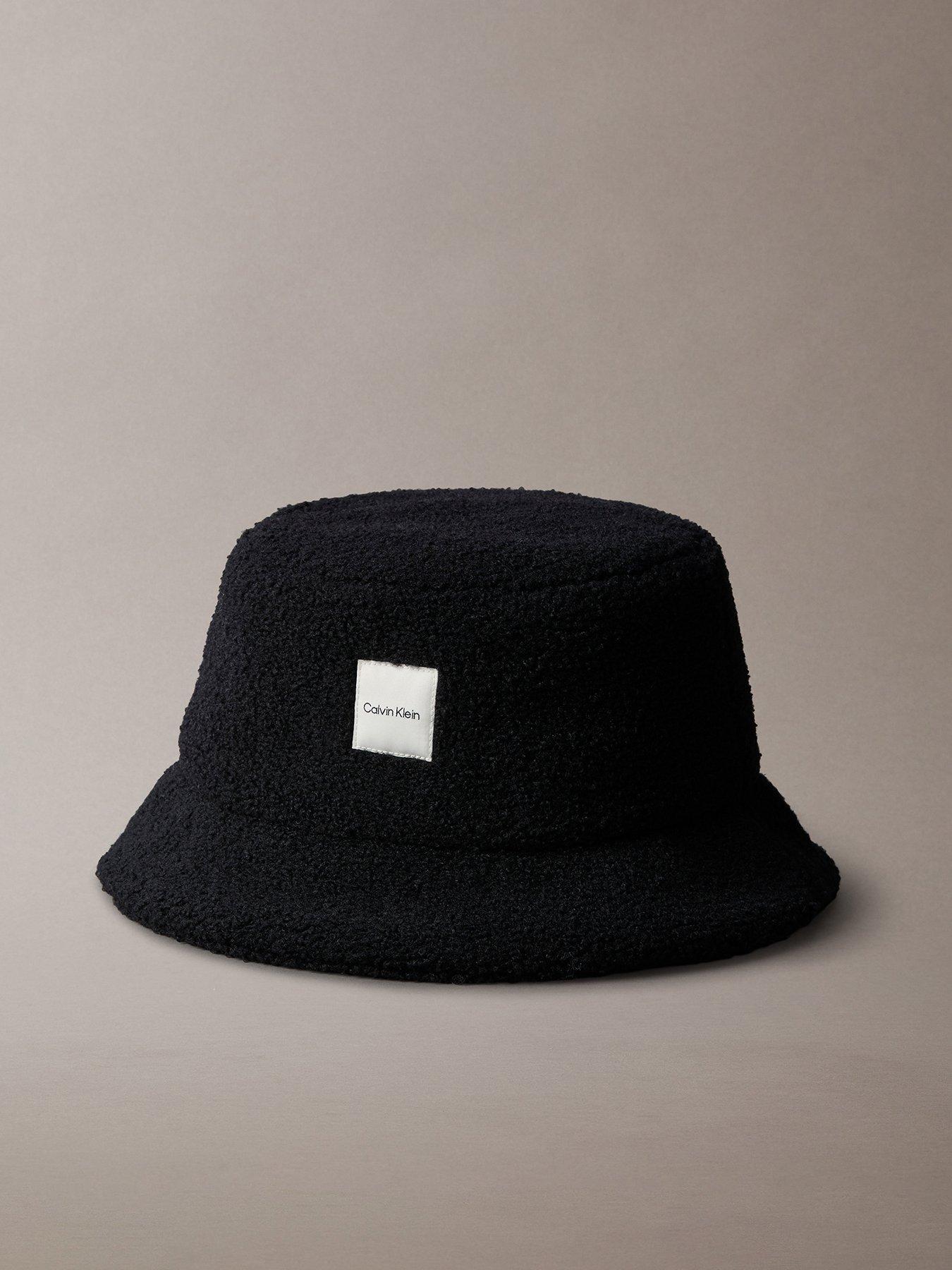 Calvin Klein Teddy Boucle Ck Patch Bucket Hat - Black
