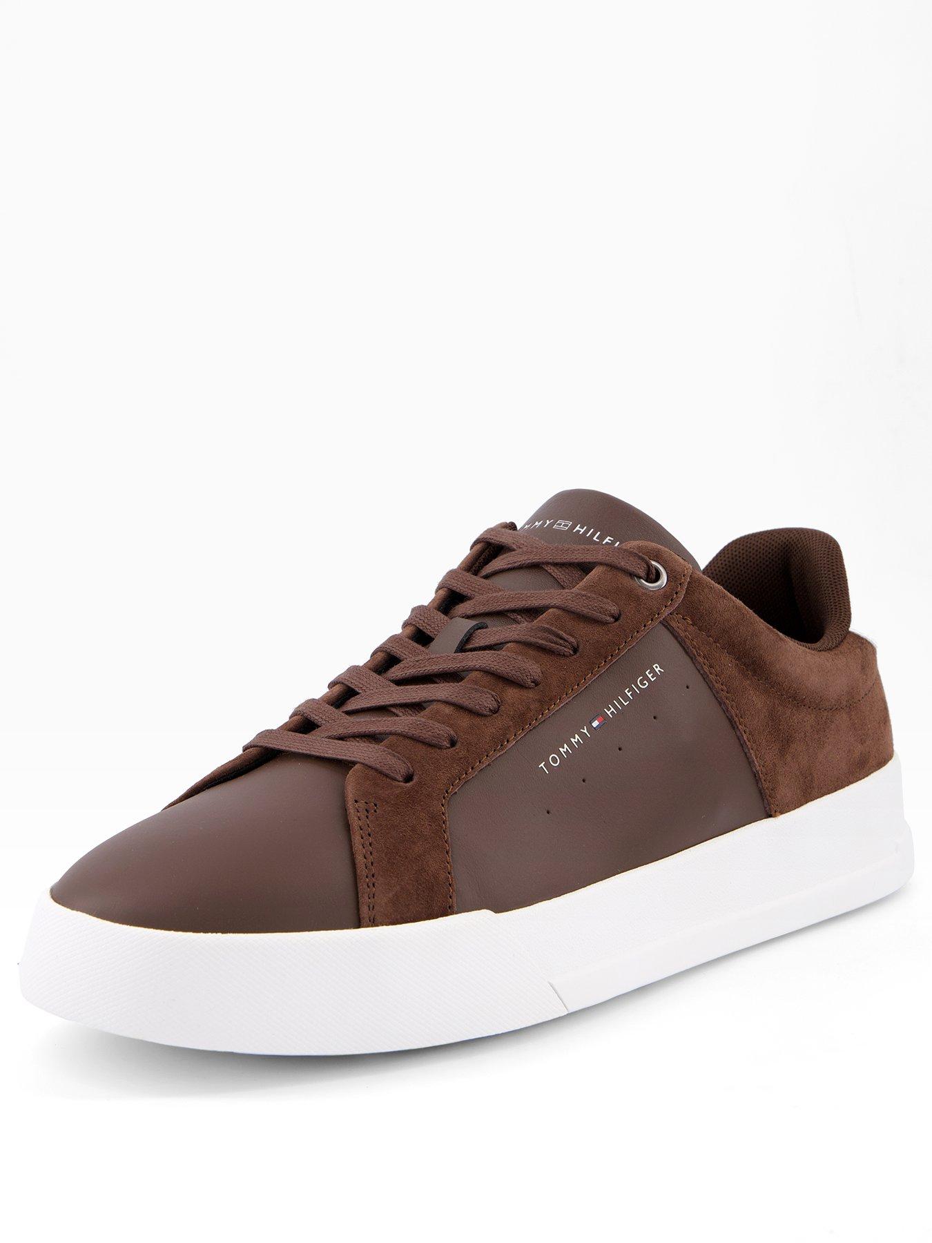 Image 2 of 7 of Tommy Hilfiger Th Court Mix Nubuck Trainers - Brown