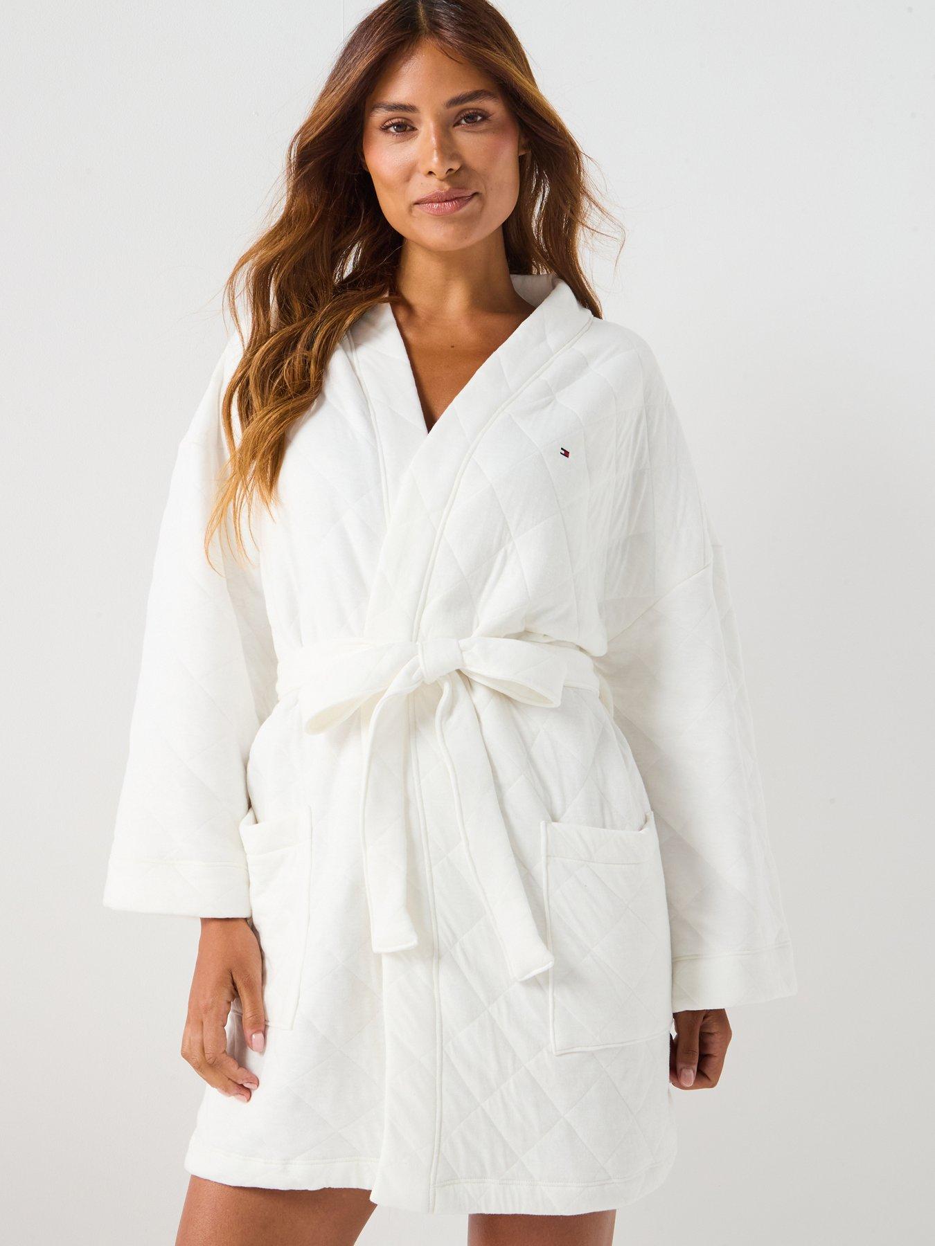 front image of tommy-hilfiger-gift-quilted-robe-beige