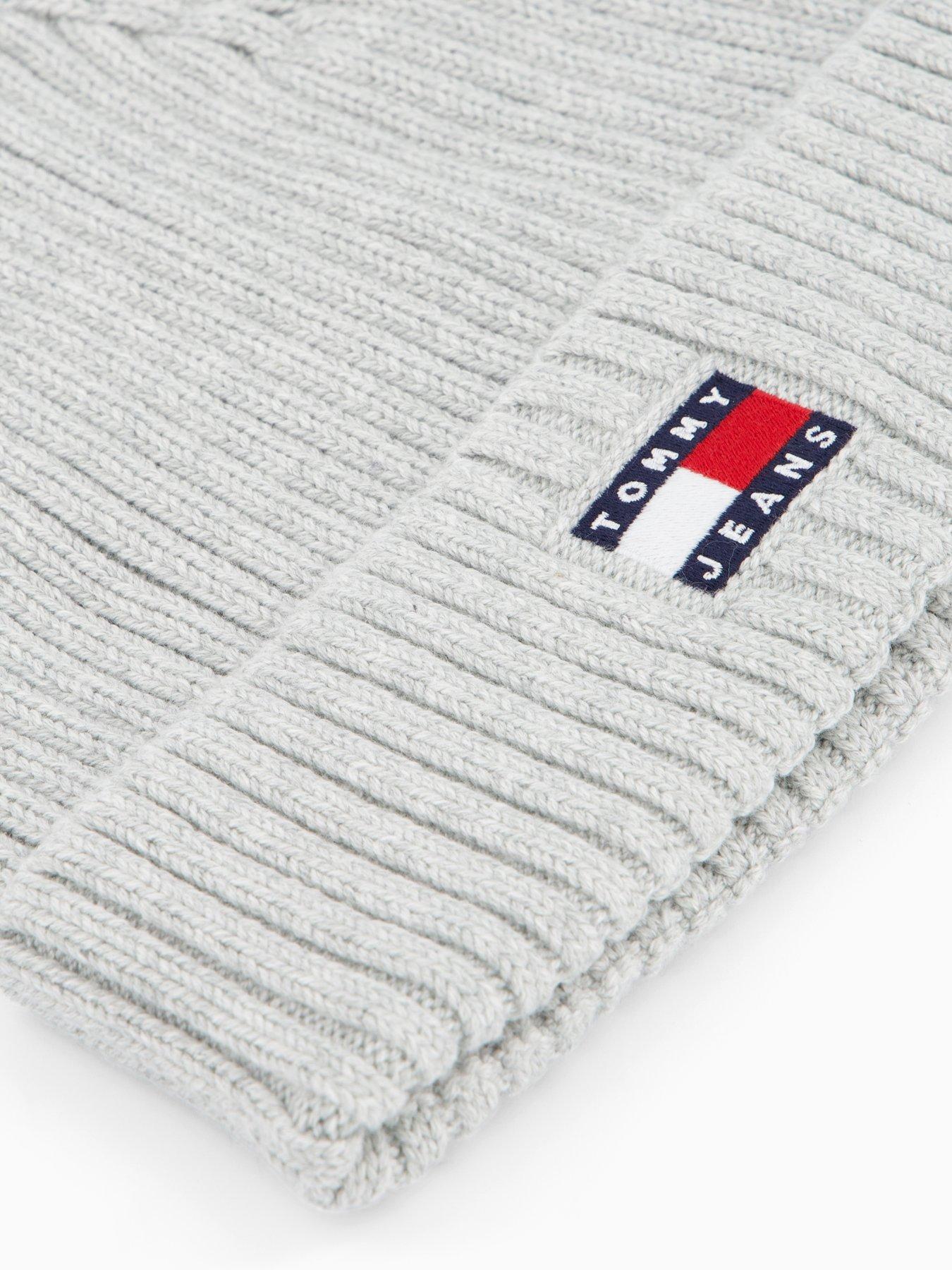 Image 3 of 4 of Tommy Jeans Heritage Beanie With Logo - Grey