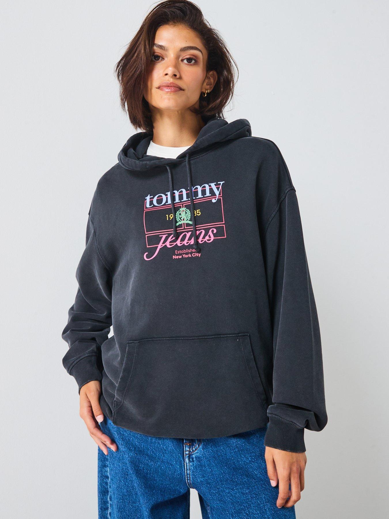Image 6 of 6 of Tommy Jeans Crest Flag Hoodie - Black