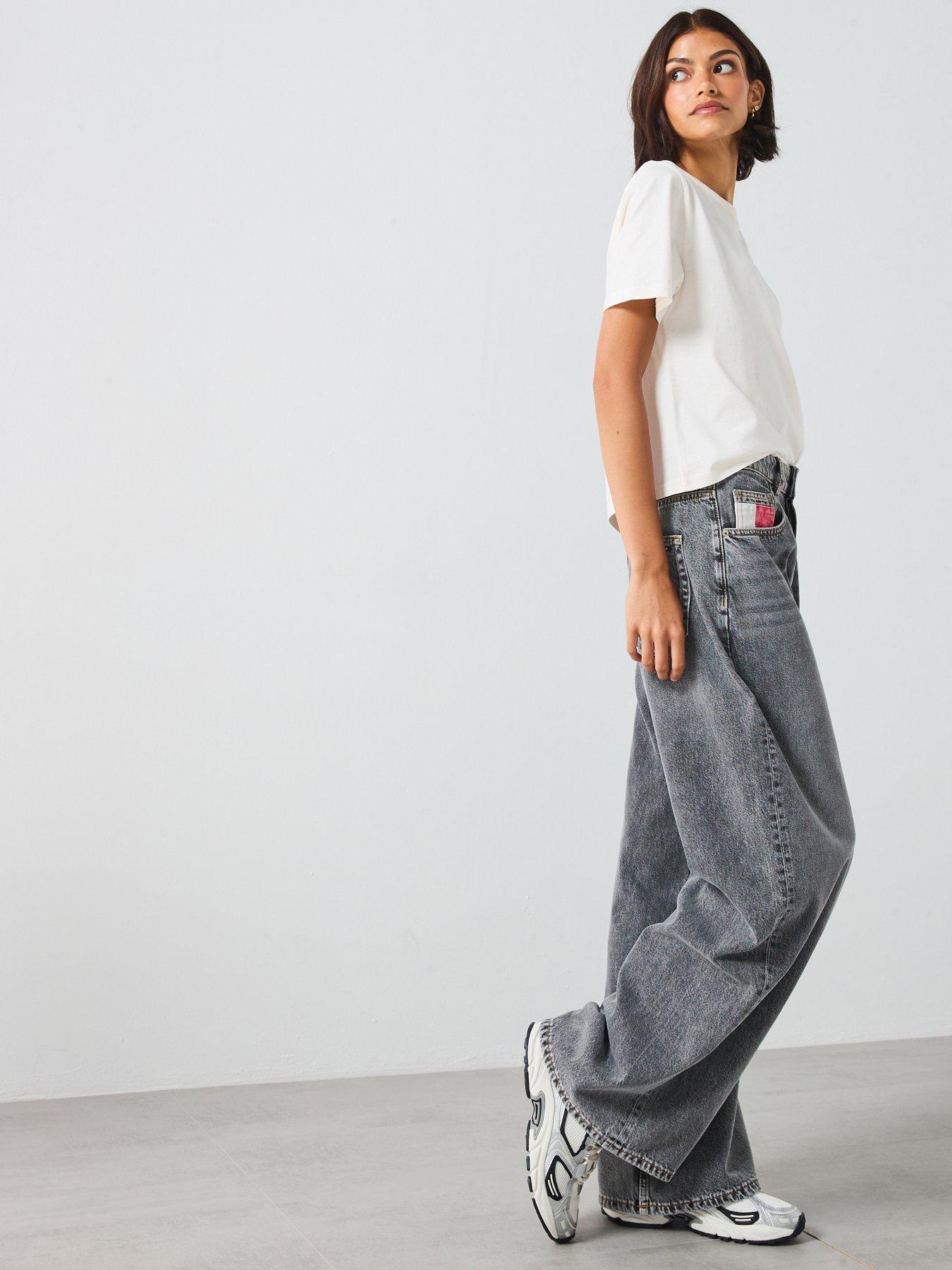 Image 5 of 6 of Tommy Jeans Loose Wide Leg Jean - Black