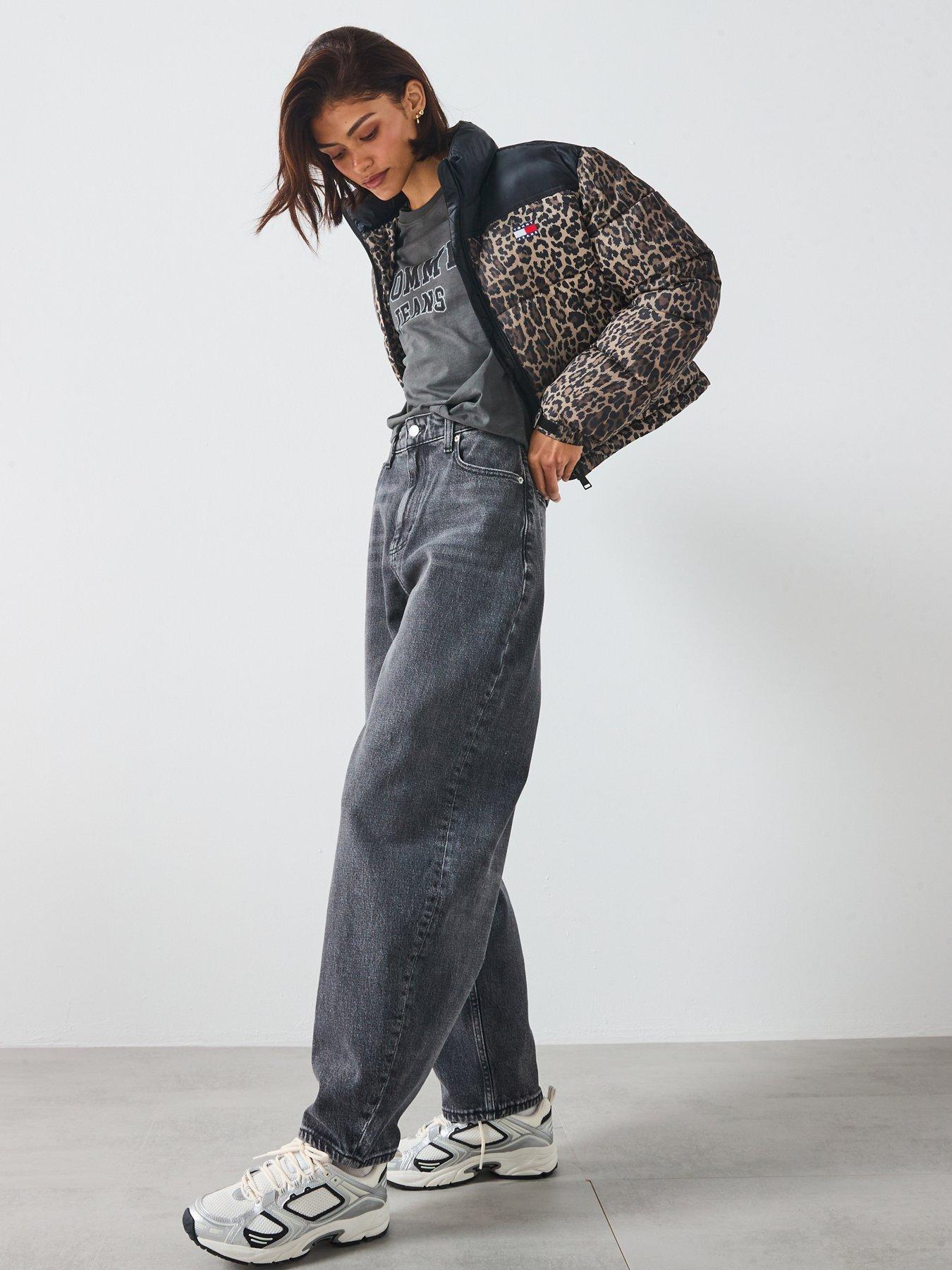 Image 3 of 6 of Tommy Jeans Cropped Leopard Puffer Coat - Brown