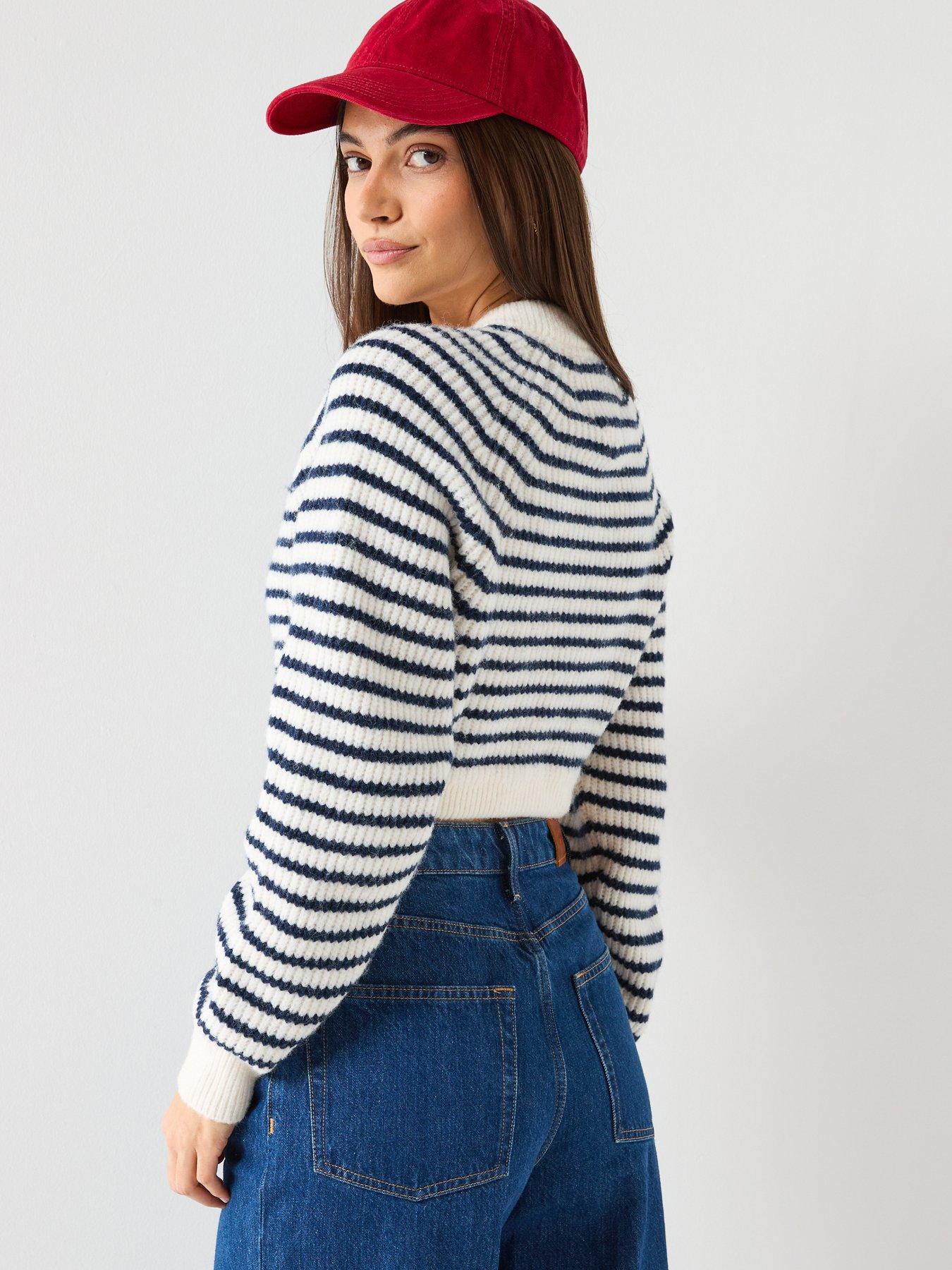 stillFront image of tommy-jeans-crop-badge-detailed-sweater-white