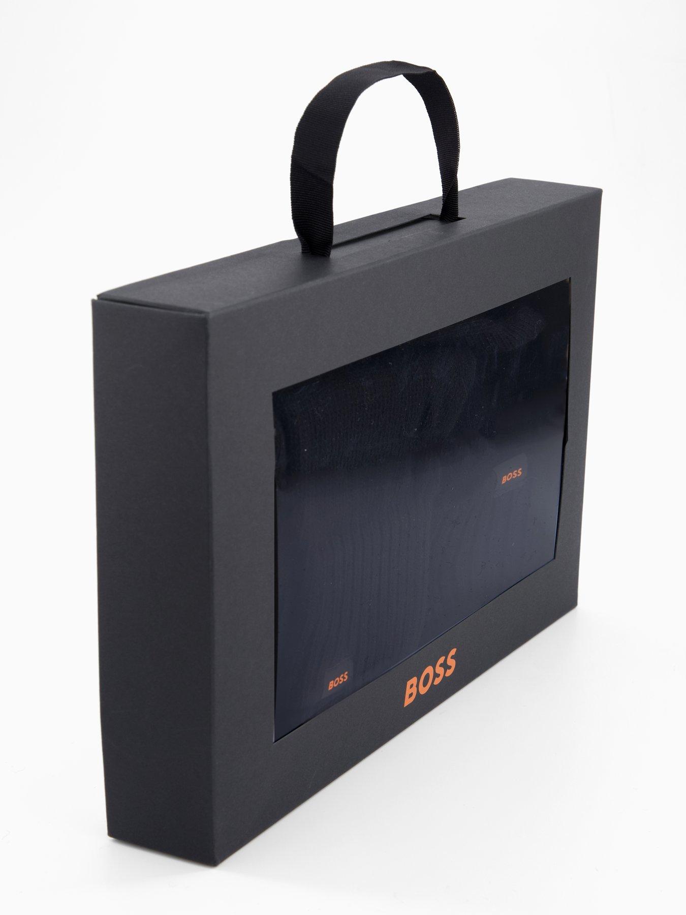 Image 4 of 4 of BOSS Kalipso Wool Gloves &amp; Hat Gift Set - Black