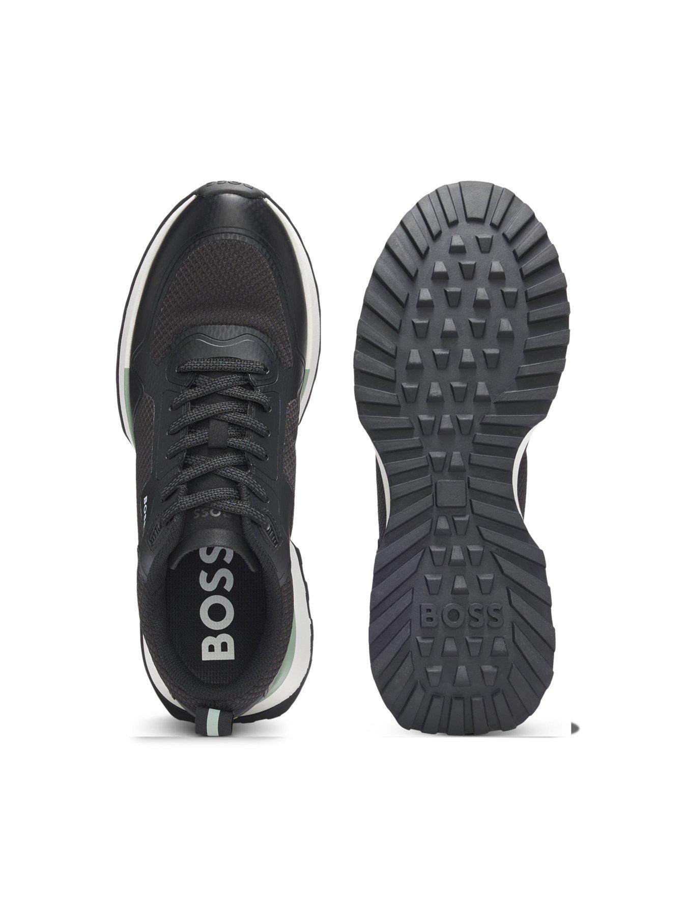 collection image of boss-jonah-mesh-runner-black