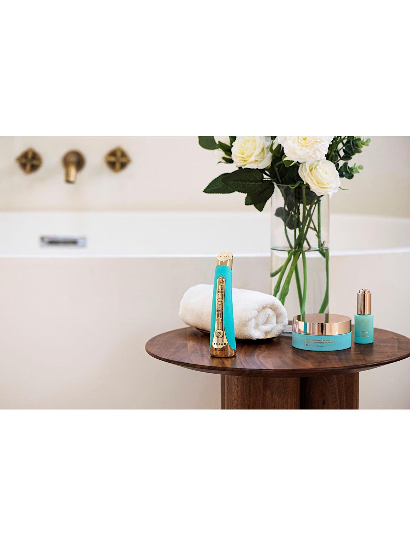 Image 6 of 7 of FOREO FAQ 102 Topaz