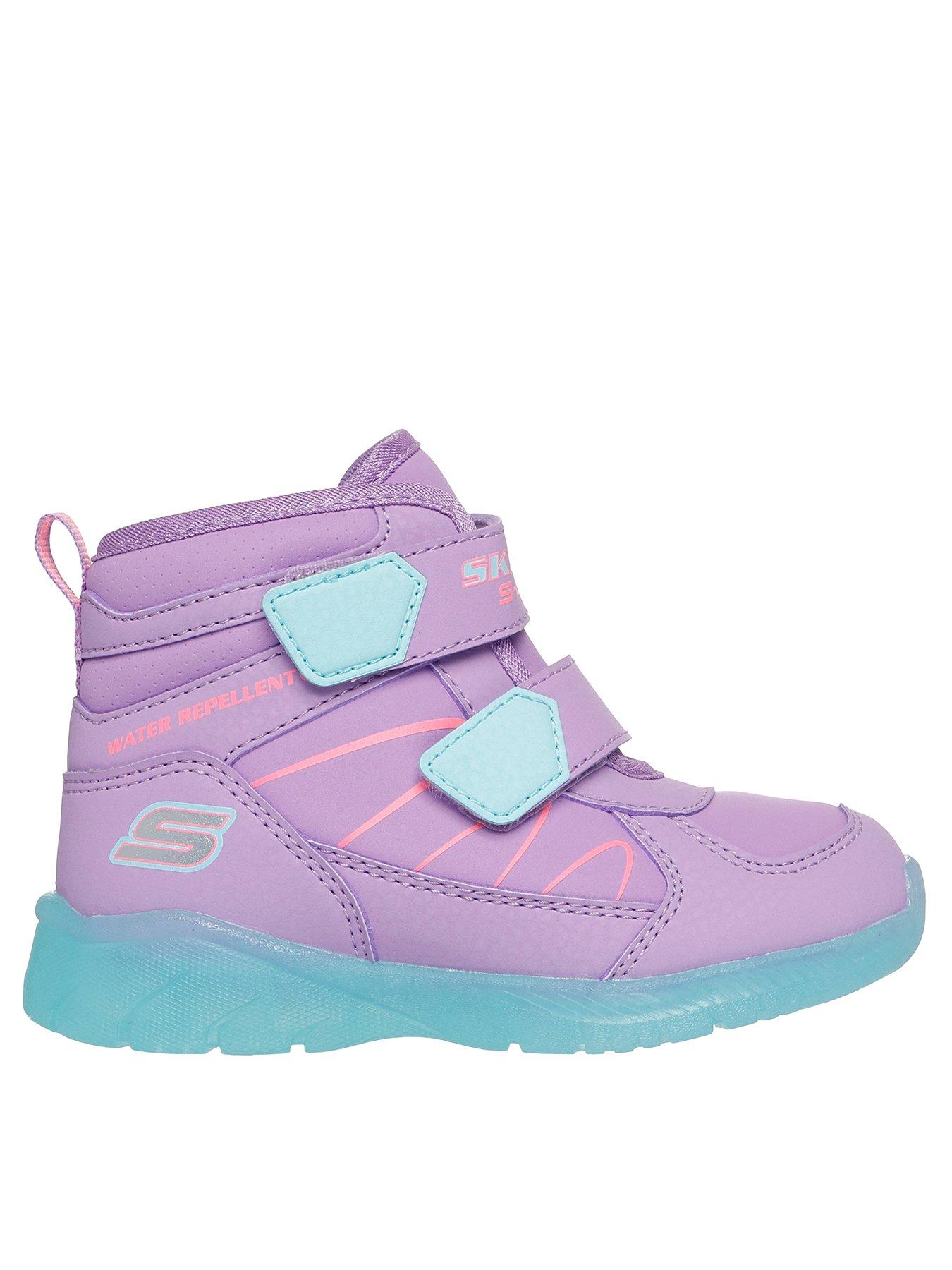 undefined Lighted Water Repellent Double Strap W/ Chenille Lining