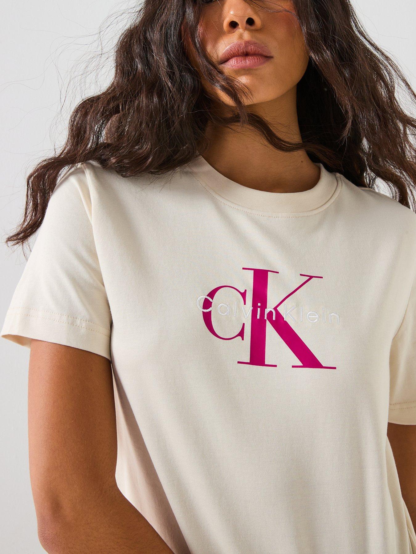  image of calvin-klein-jeans-monologo-short-sleeve-t-shirt-cream