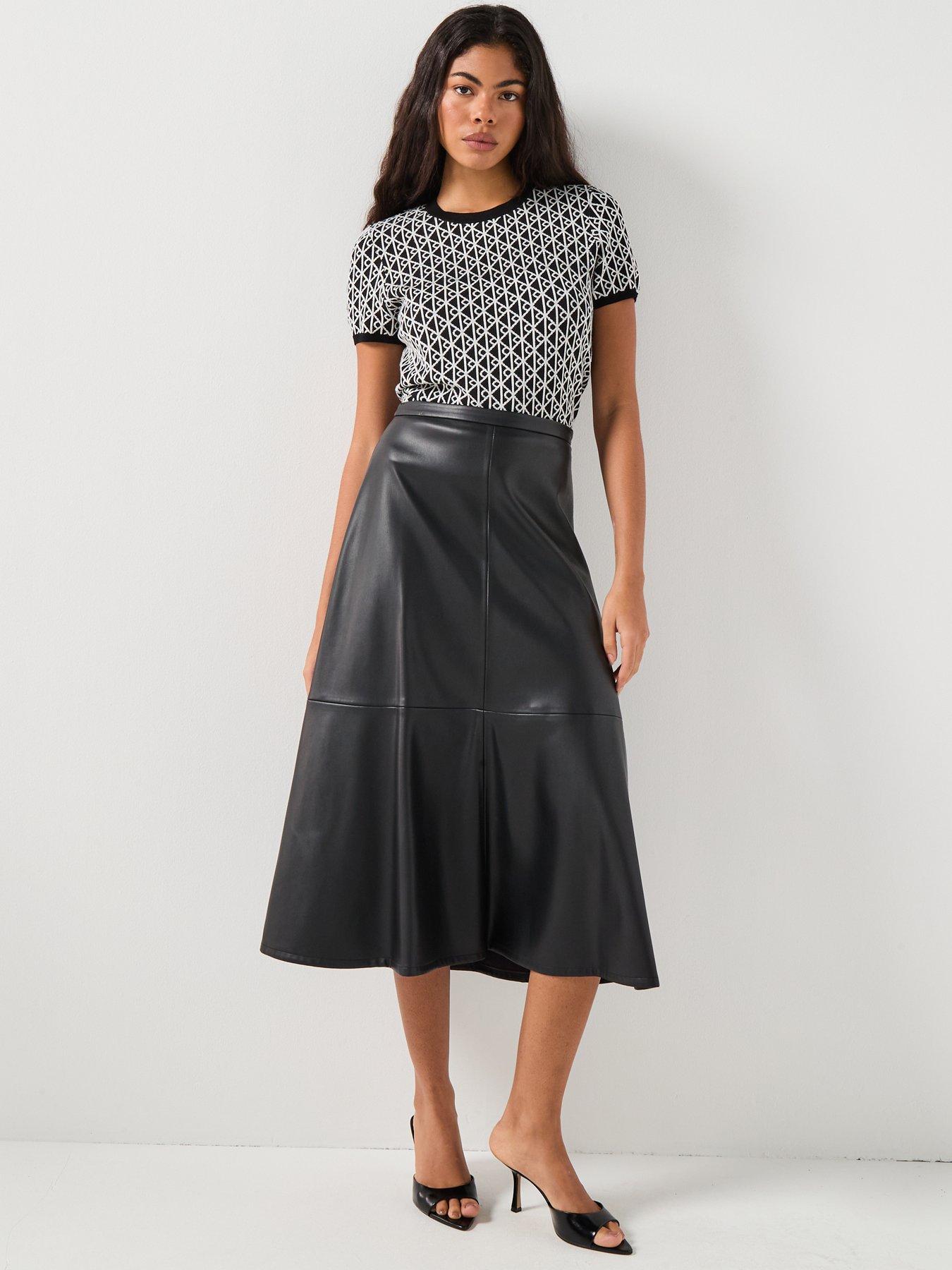  image of calvin-klein-jeans-monogram-short-sleeve-top-black