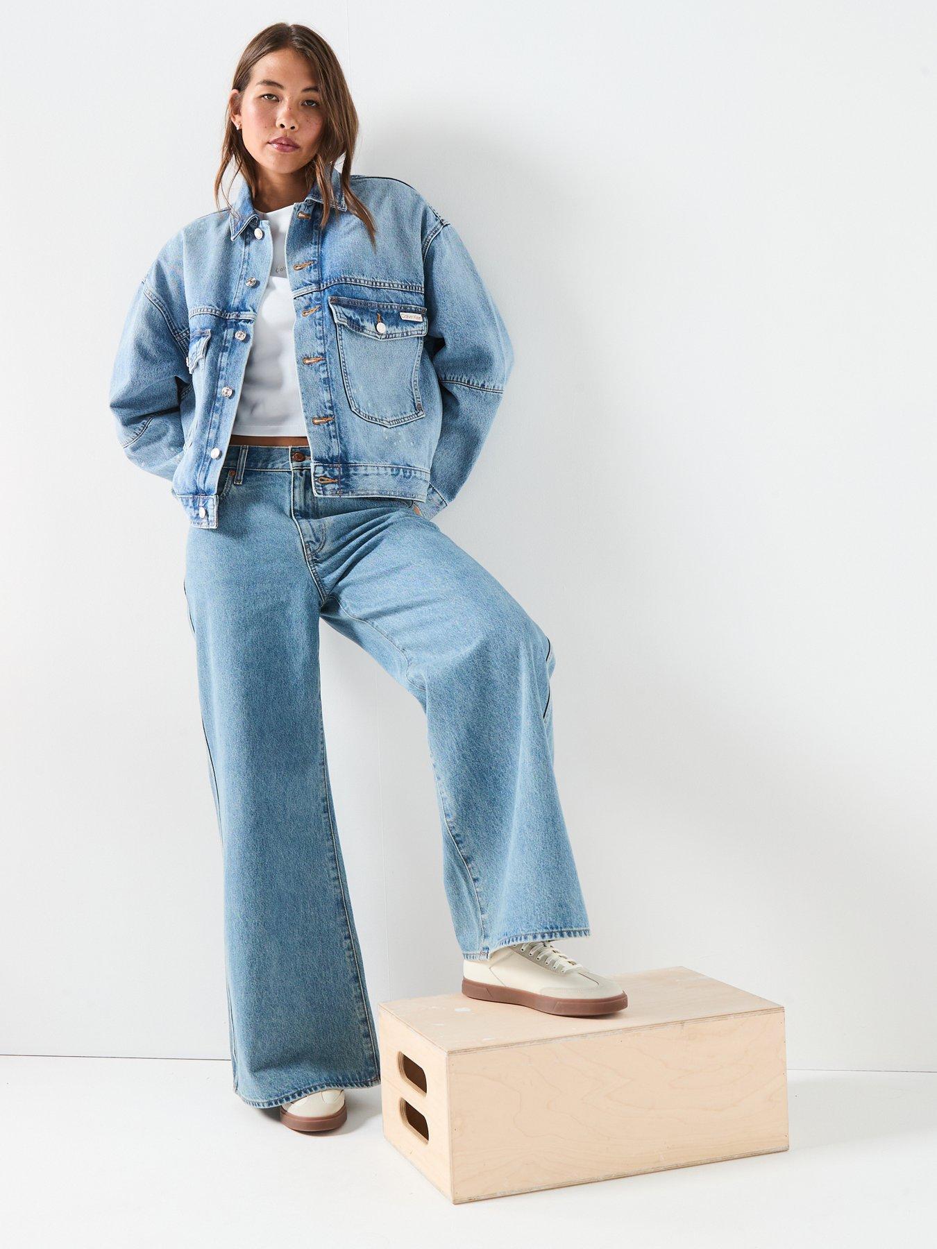 Image 6 of 6 of Calvin Klein Jeans Monogram T-Shirt - White