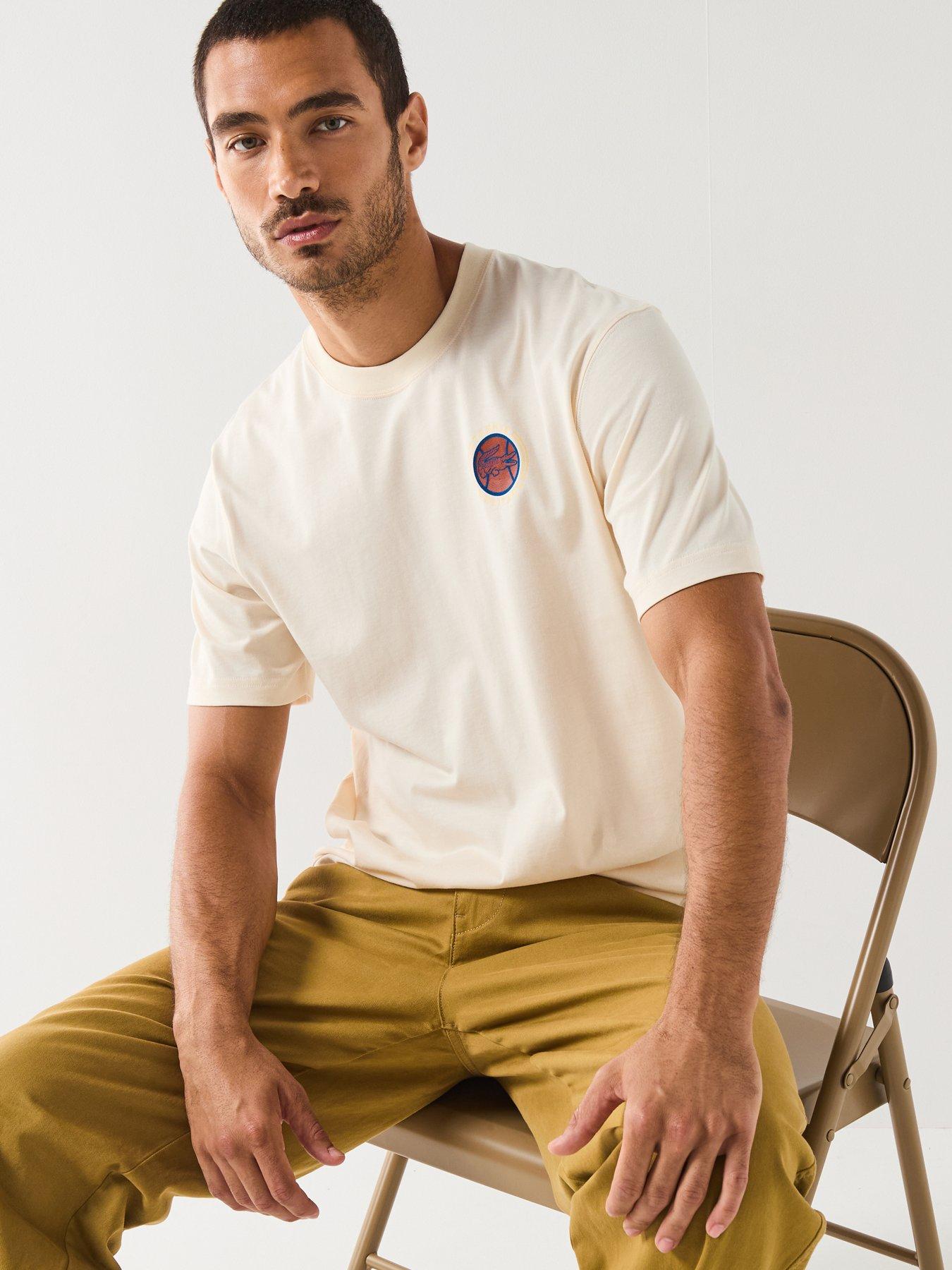 Image 6 of 6 of Lacoste Regular Fit Heavy Jersey Backprint T-shirt&nbsp;- Cream