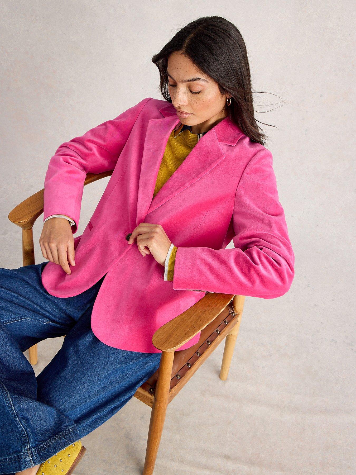 front image of white-stuff-evelyn-velvet-blazer-pink