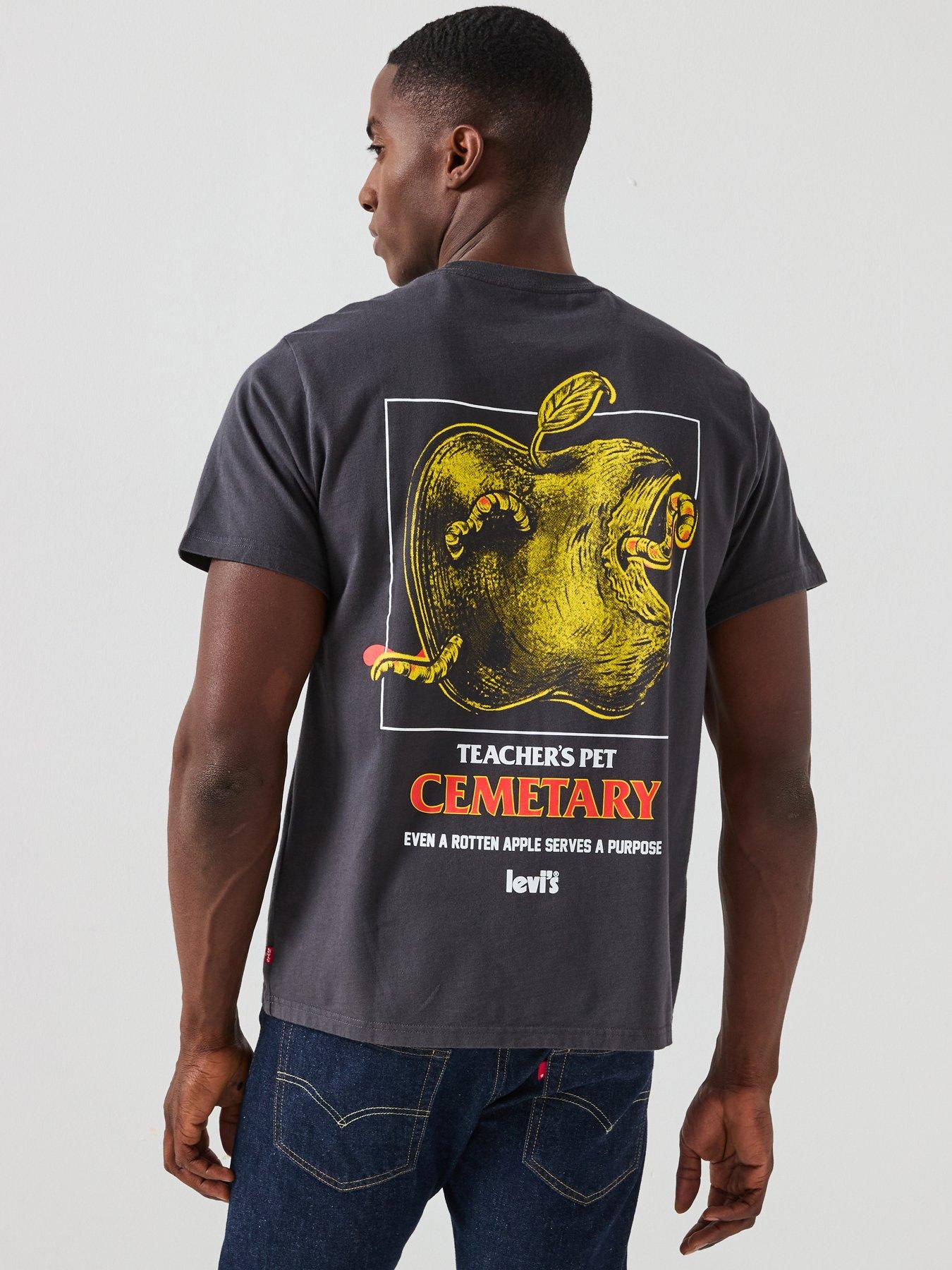 front image of levis-levis-pet-cemetary-back-graphic-t-shirt-black