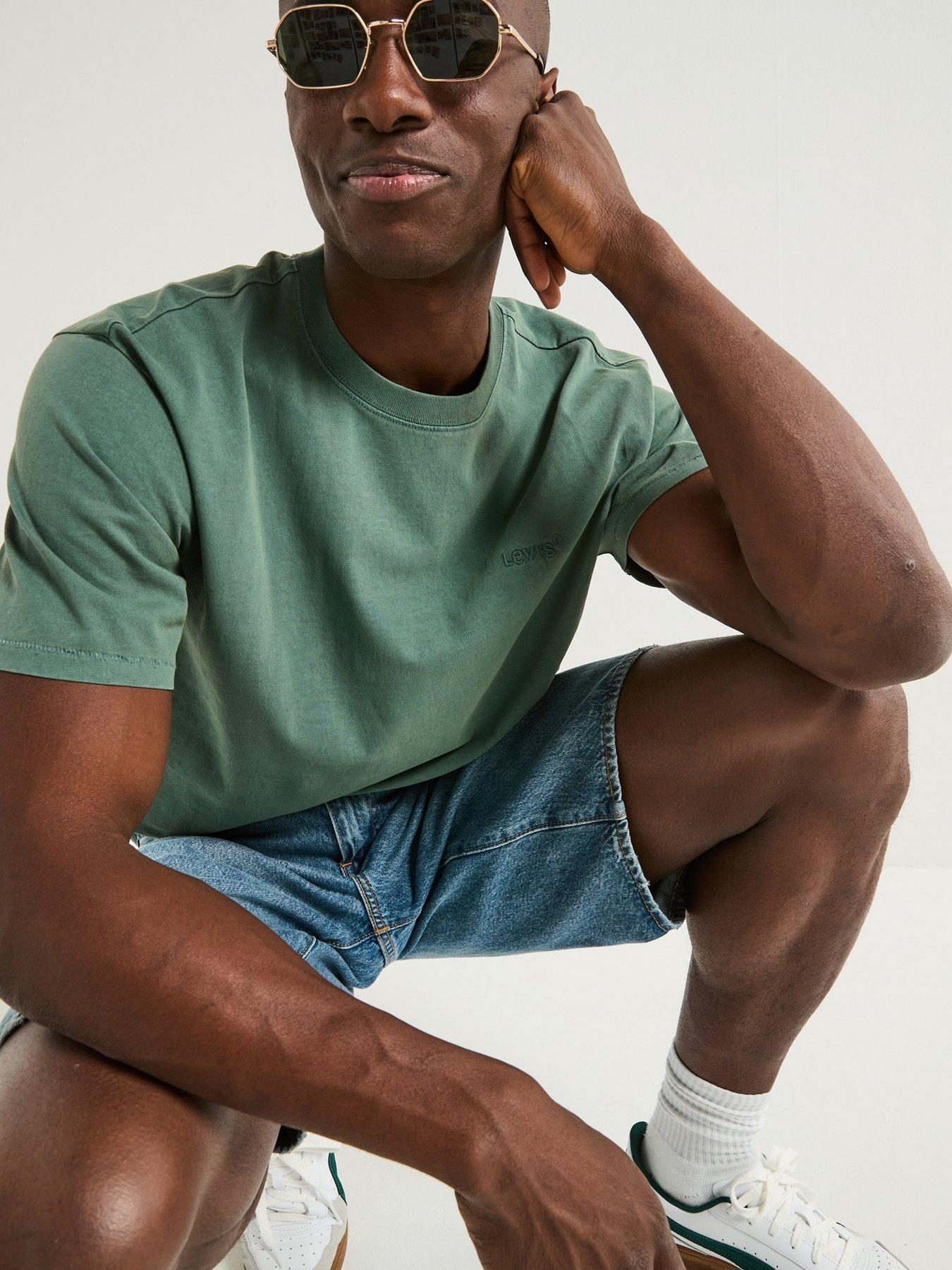  image of levis-red-tab-short-sleeve-vintage-fit-t-shirt-green