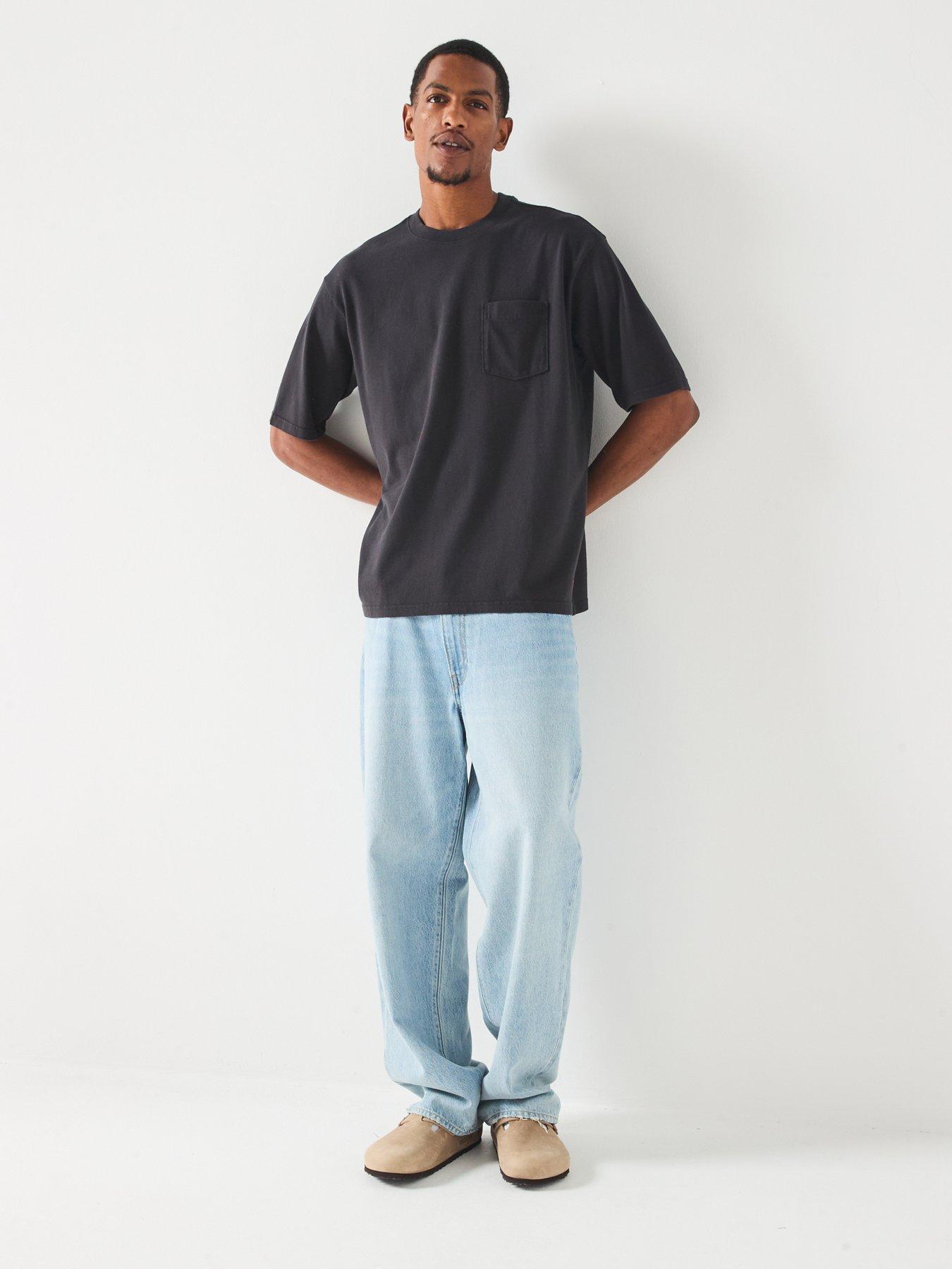  image of levis-short-sleeve-pocket-t-shirt-black