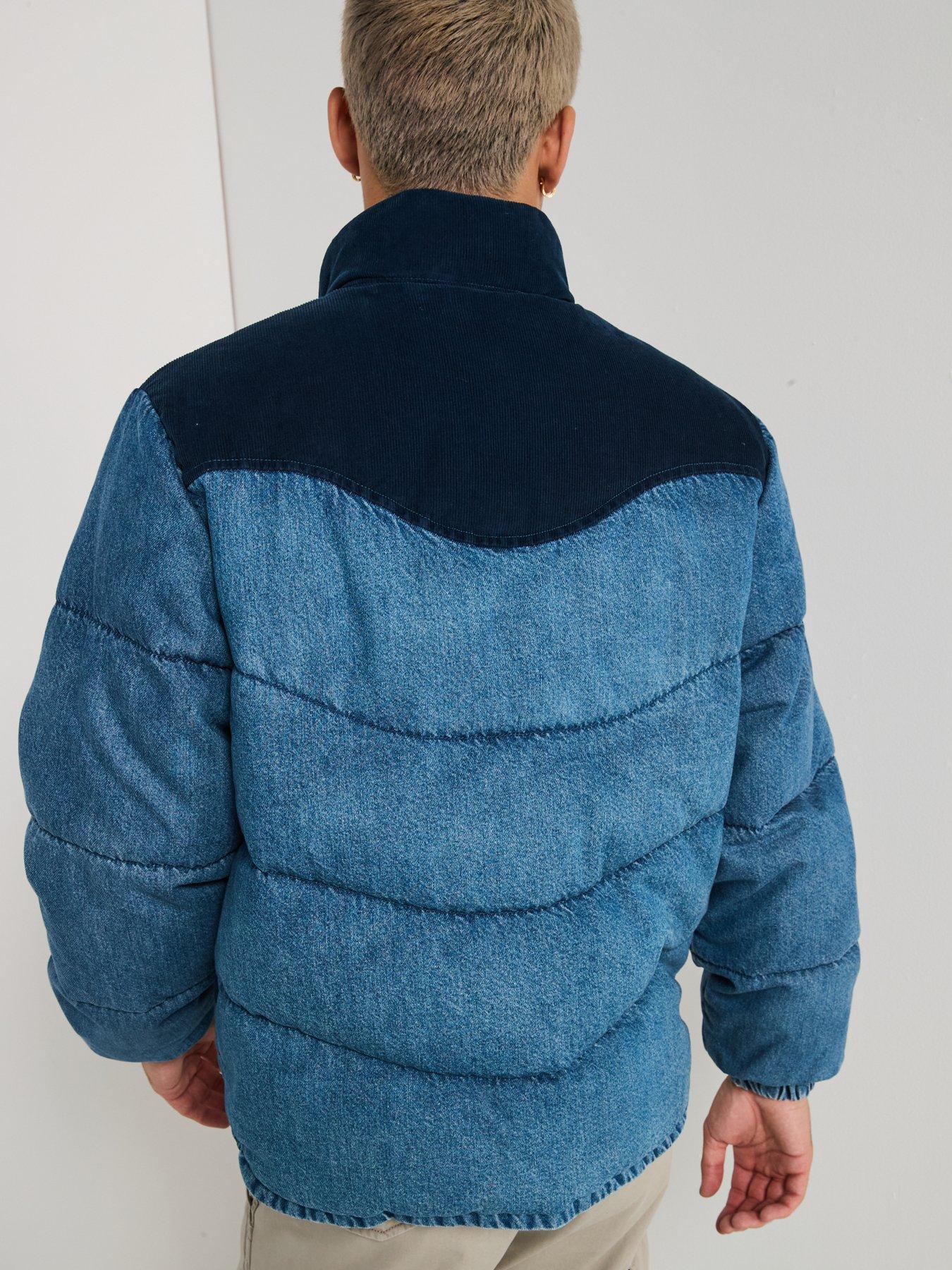 Image 2 of 6 of Levi's Regular Denim Jacket &nbsp;- Blue