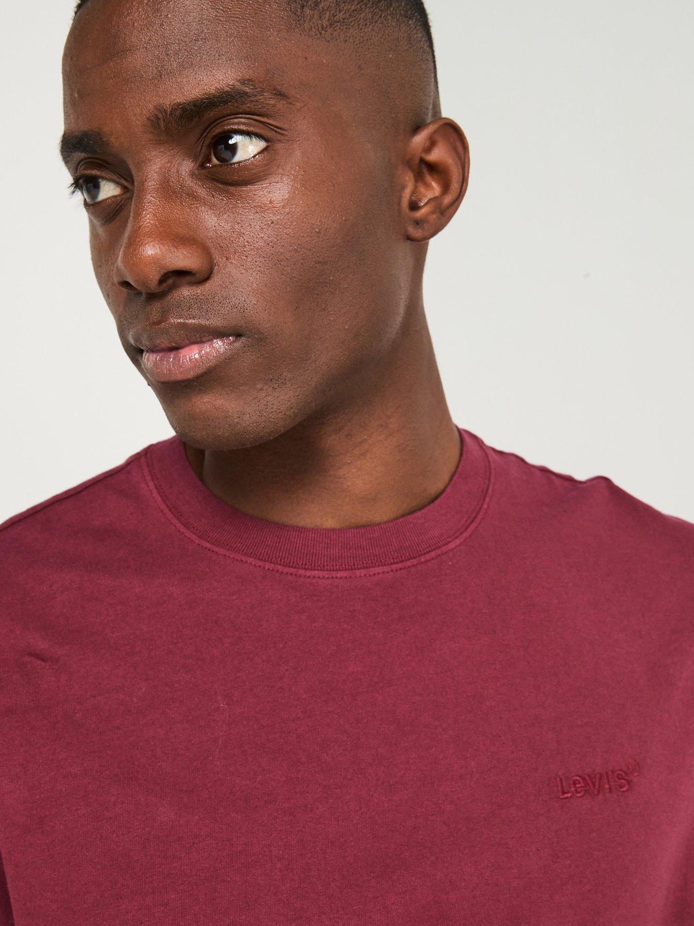  image of levis-tab-short-sleeve-vintage-fit-t-shirt--red