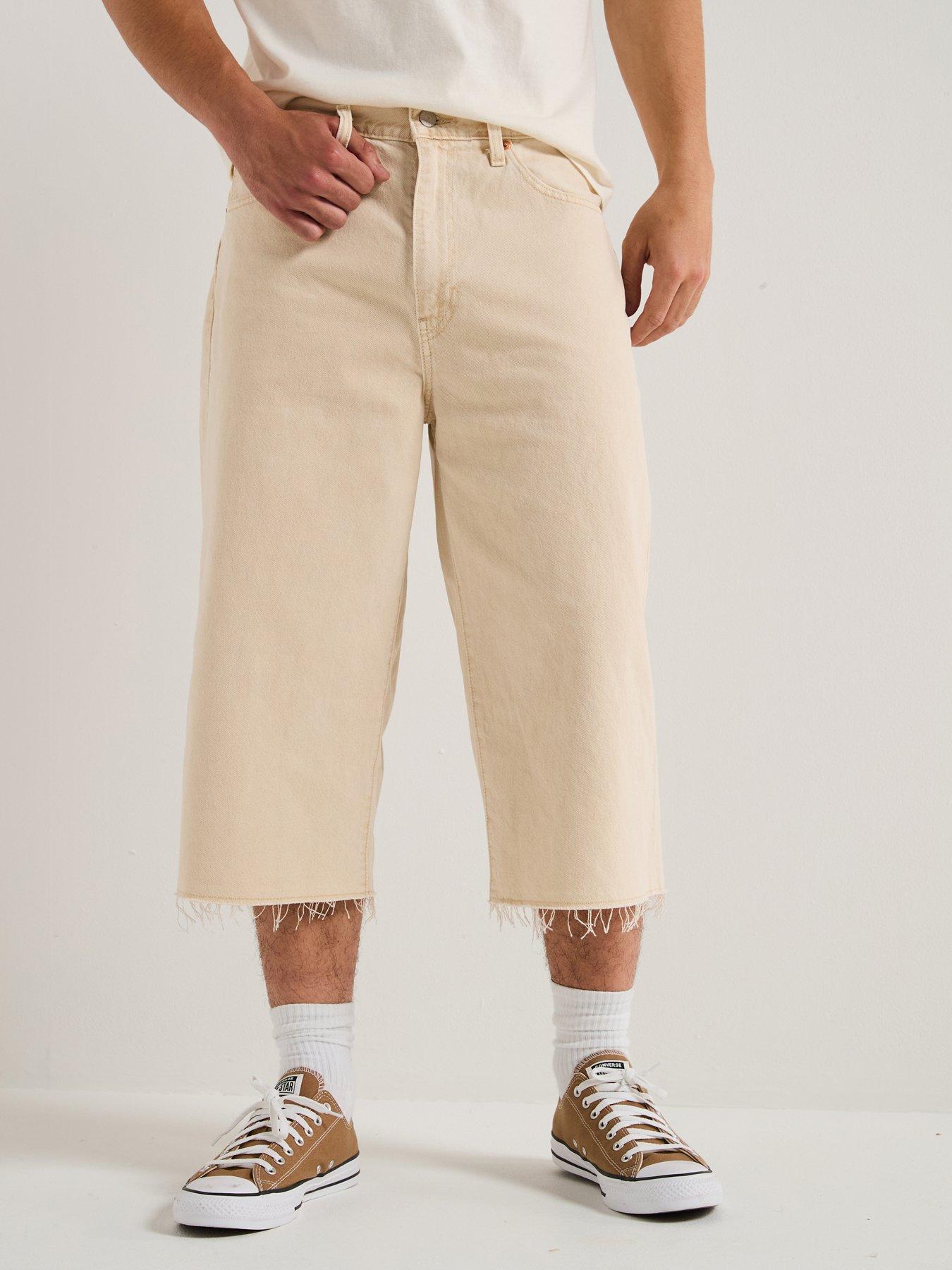 Image 1 of 6 of Levi's 478 Baggy Fit Denim Shorts - My Frequency - Cream