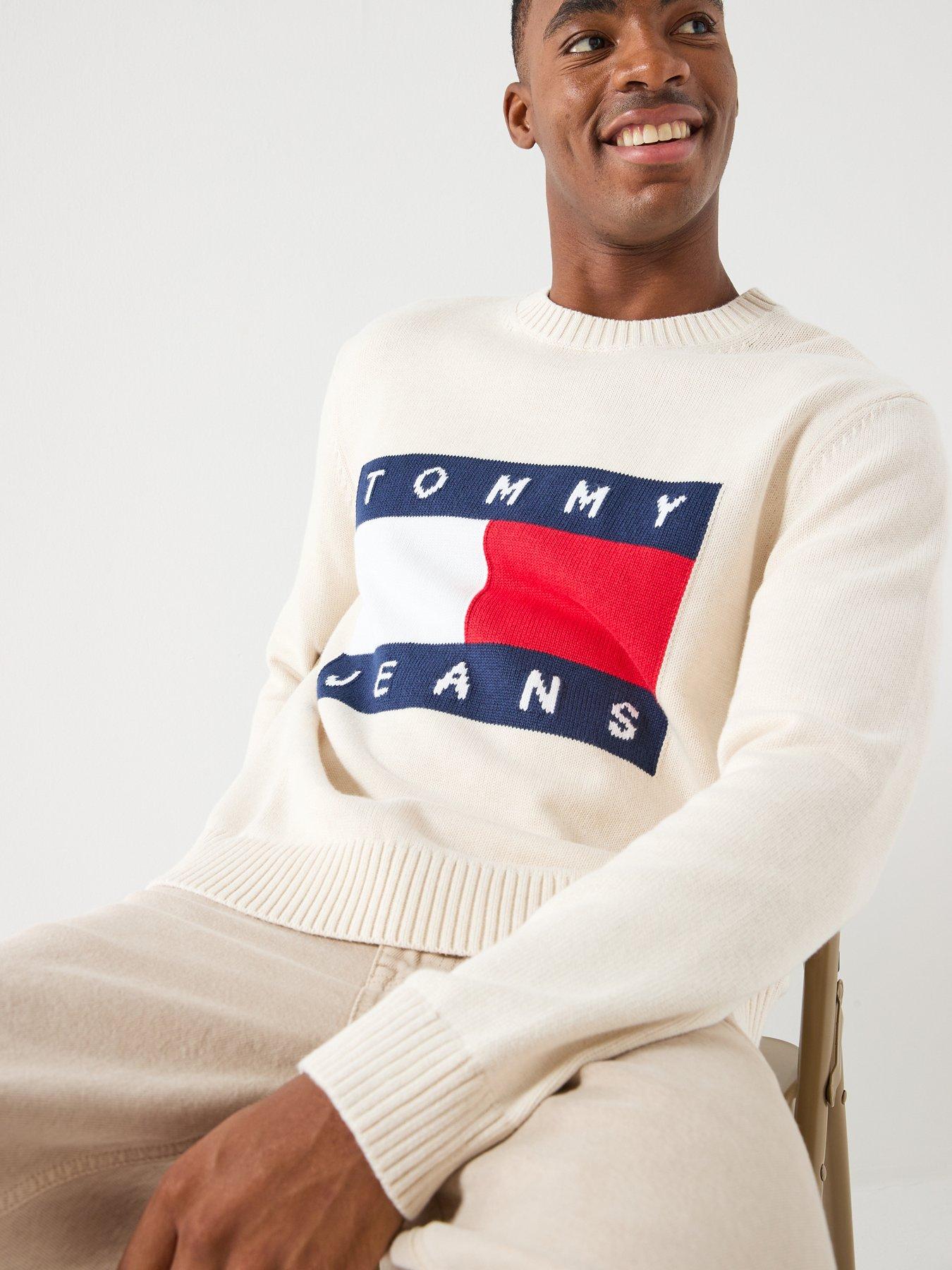 Image 5 of 6 of Tommy Jeans Flag Knitted Jumper - White