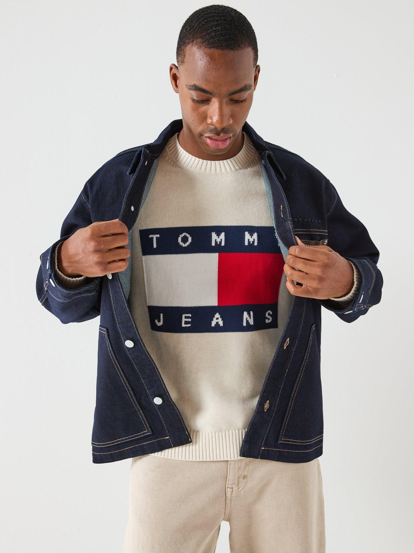 Image 6 of 6 of Tommy Jeans Flag Knitted Jumper - White