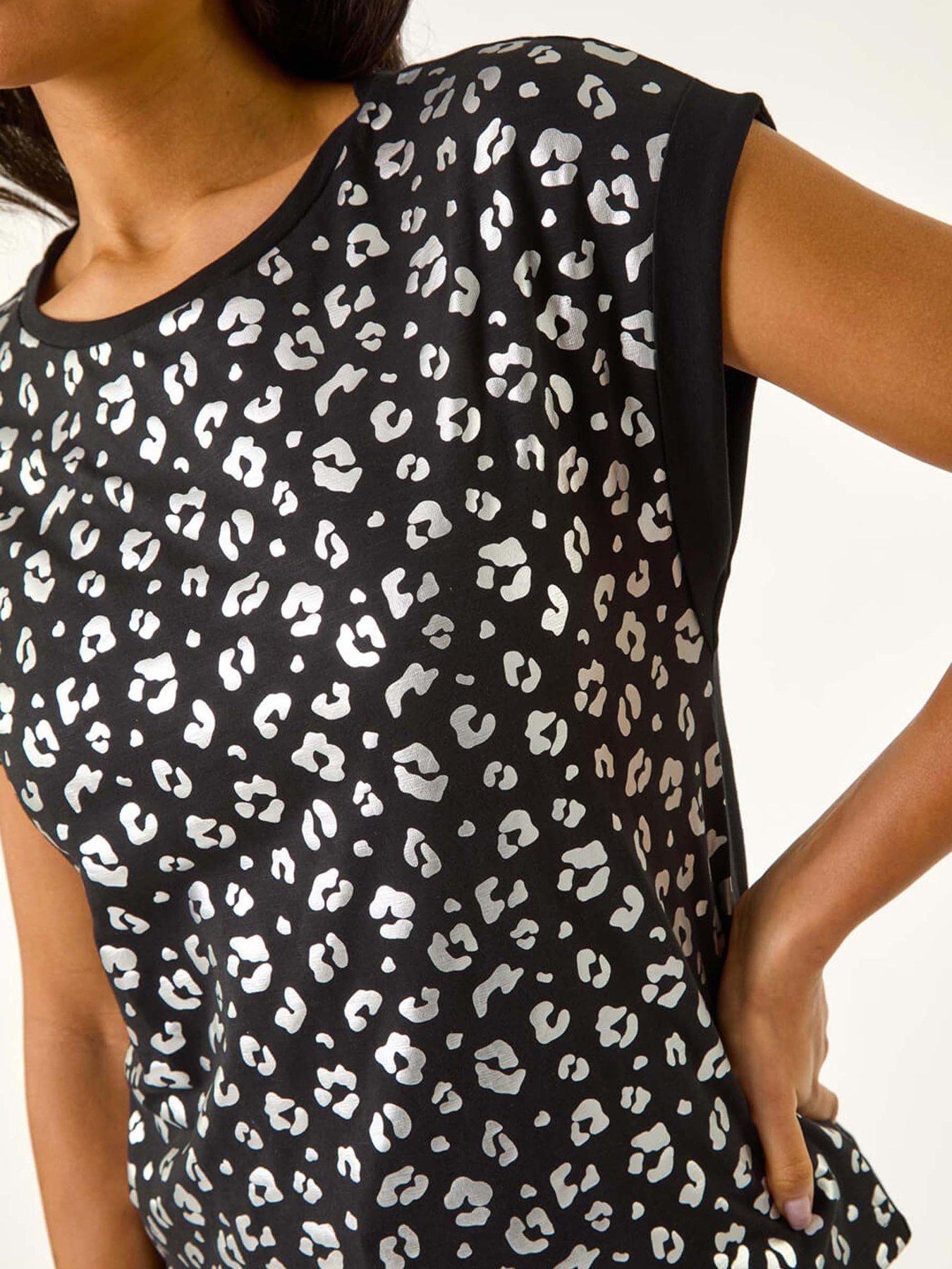 Image 5 of 5 of Roman Foil Leopard Print T-shirt - Black