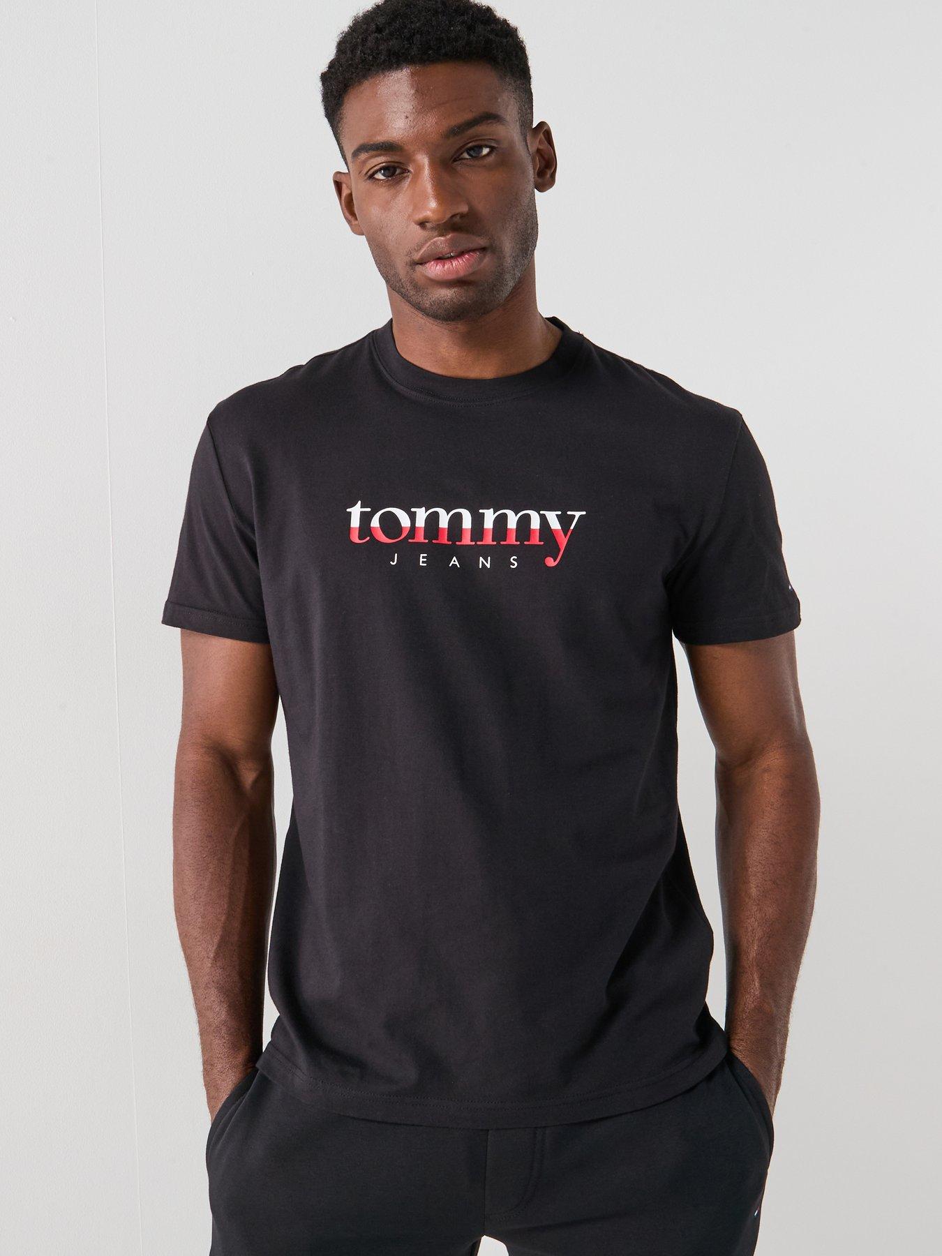 tommy-jeans-chest-logo-t-shirt-black