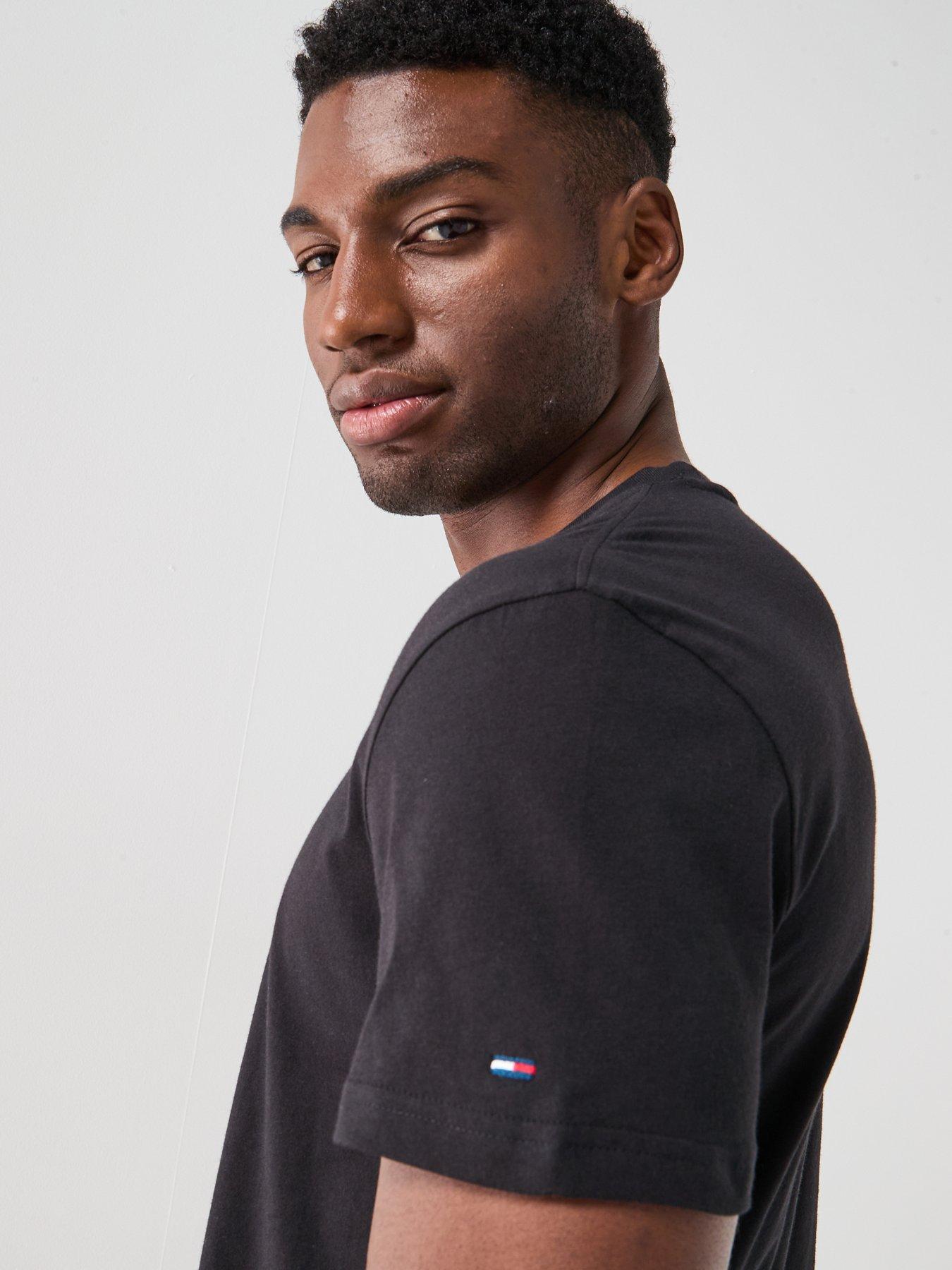 Image 4 of 5 of Tommy Jeans Chest Logo T-Shirt - Black