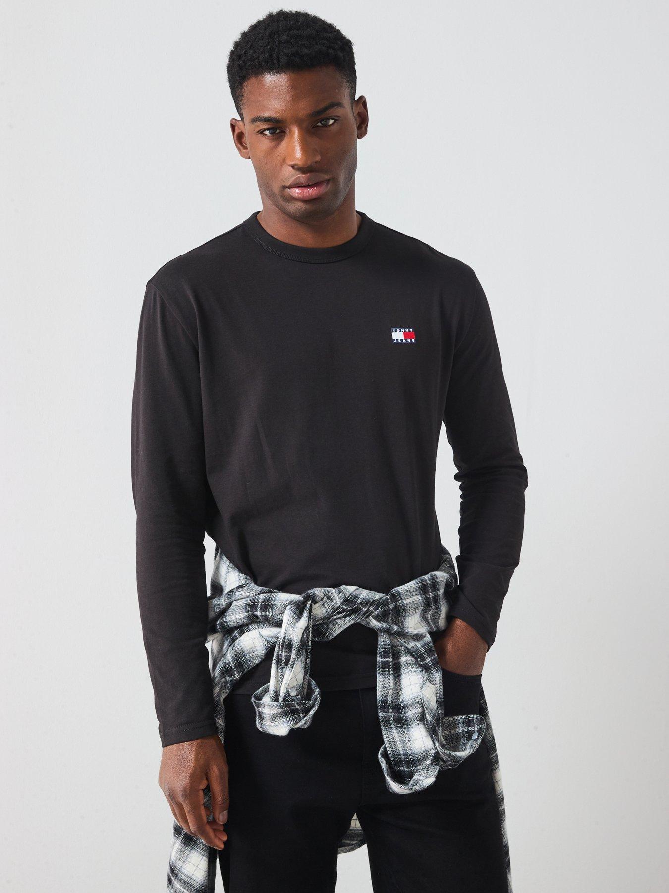 Image 1 of 4 of Tommy Jeans Regular Badge Long Sleeve T-Shirt - Black