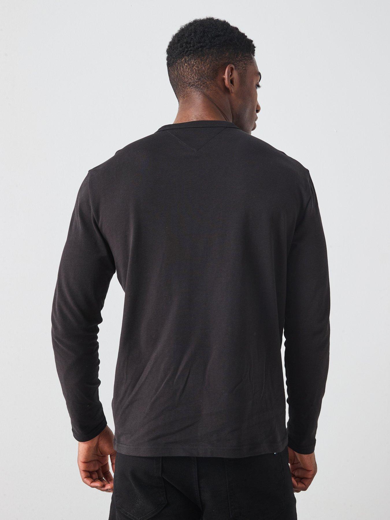 Image 2 of 4 of Tommy Jeans Regular Badge Long Sleeve T-Shirt - Black
