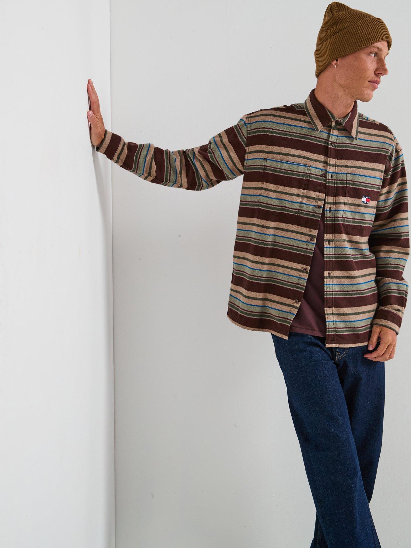 Image 4 of 6 of Tommy Jeans Sonny Regular Tapered Fit - Dark Blue