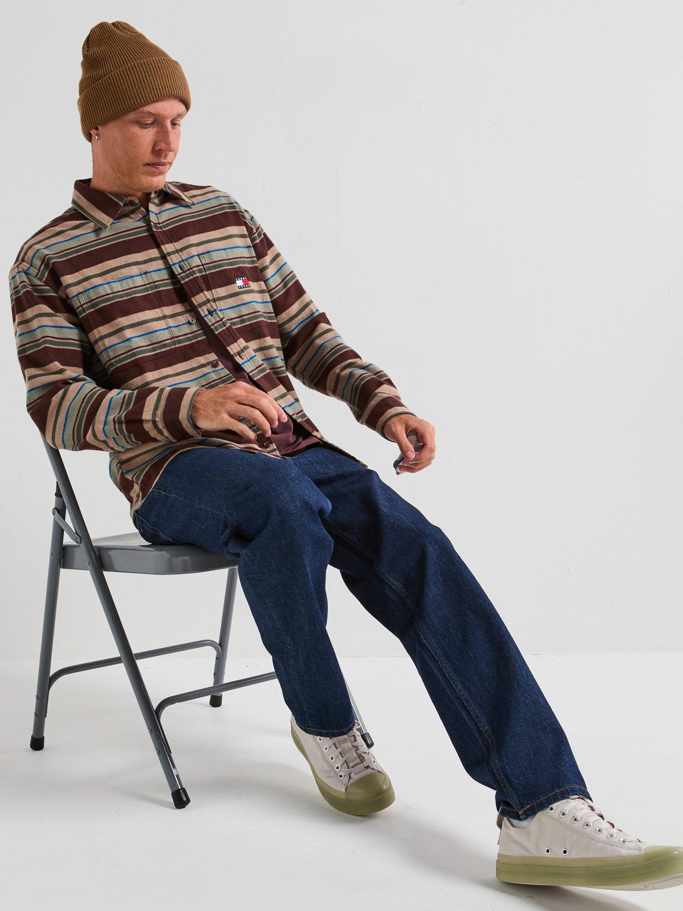 Image 5 of 6 of Tommy Jeans Sonny Regular Tapered Fit - Dark Blue