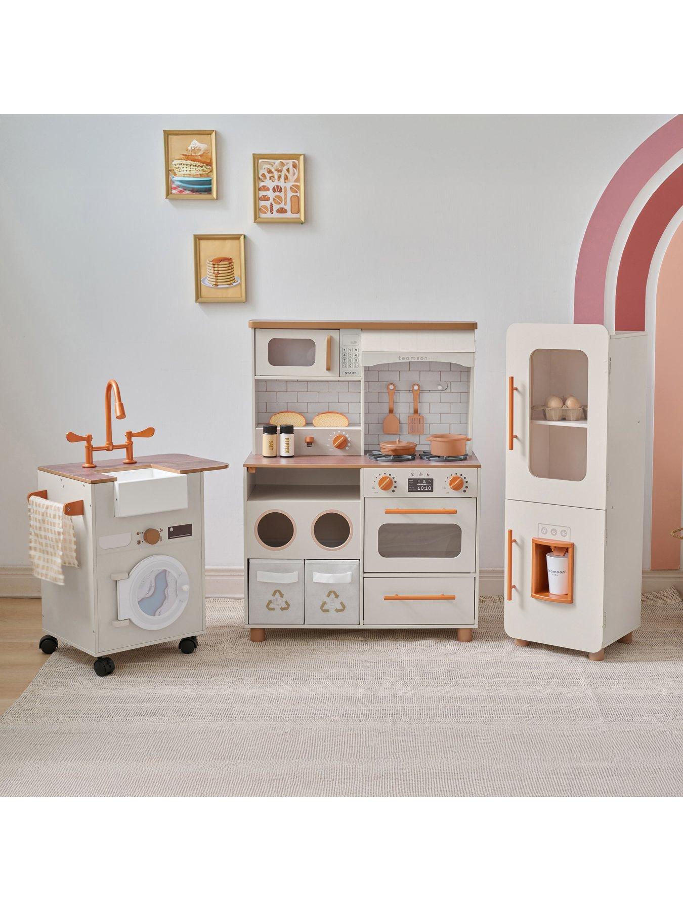 stillFront image of teamson-kids-xl-deluxe-play-kitchen